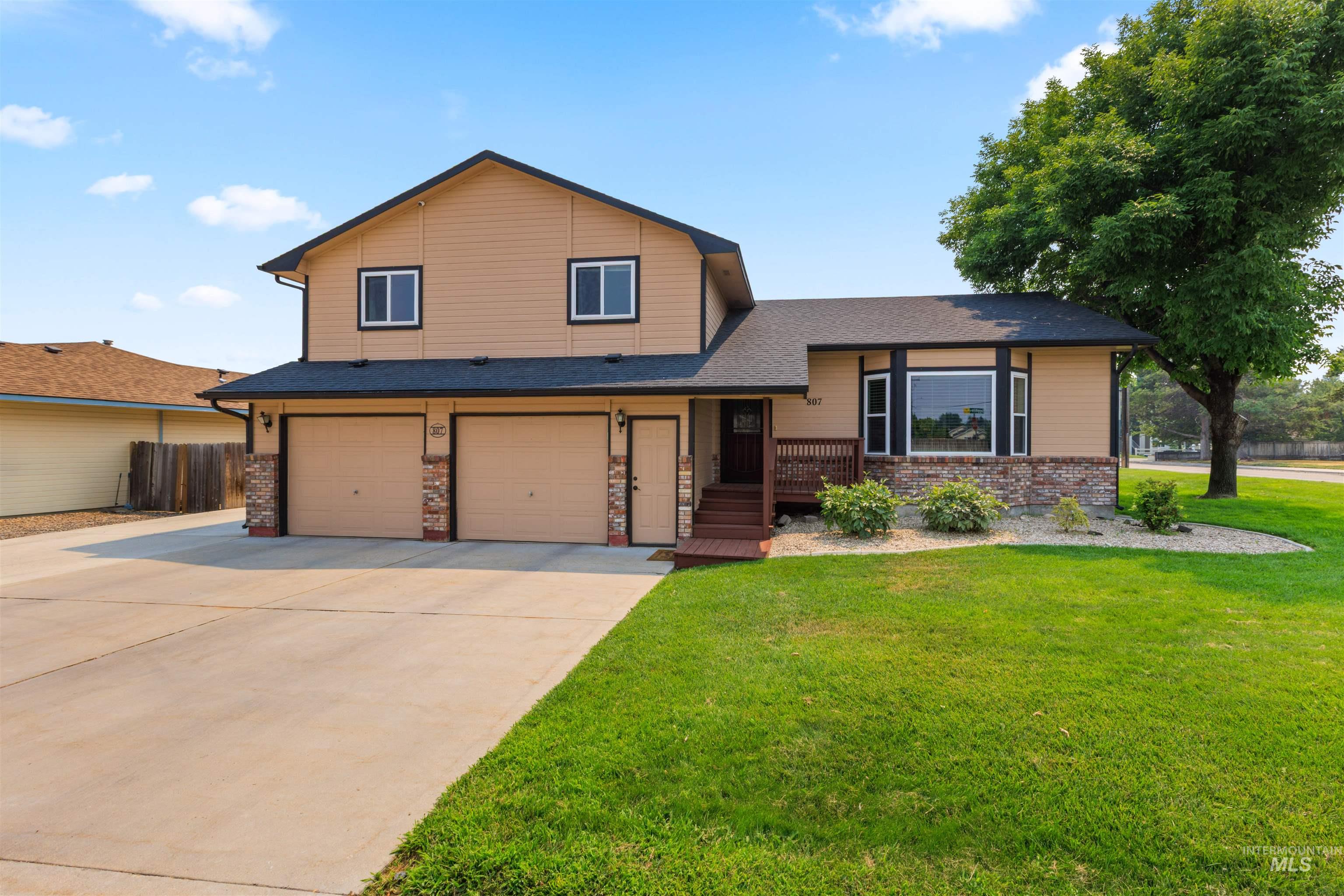 807 Sapphire Ct, Nampa ID 83686
