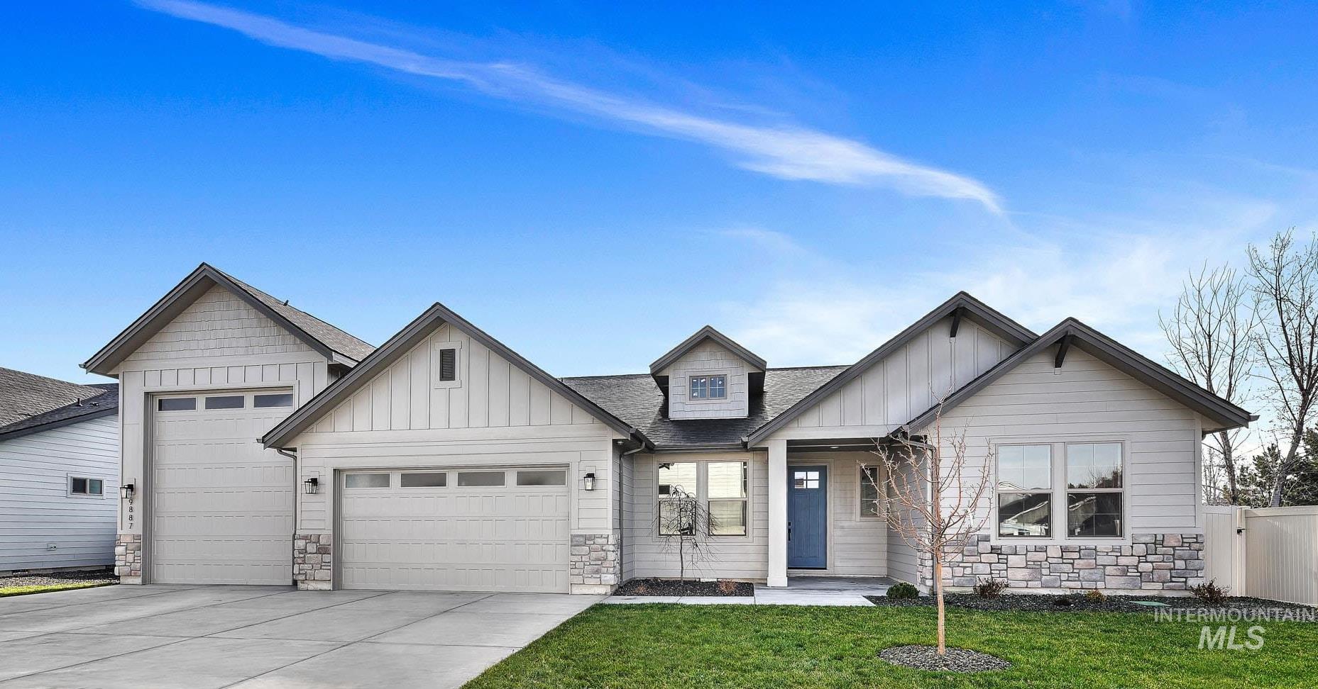 9887 W Snow Wolf Ln, Star ID 83369