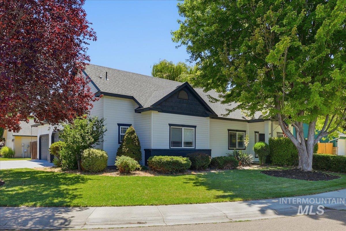 1827 W Lotus Ponds Ct., Nampa ID 83651