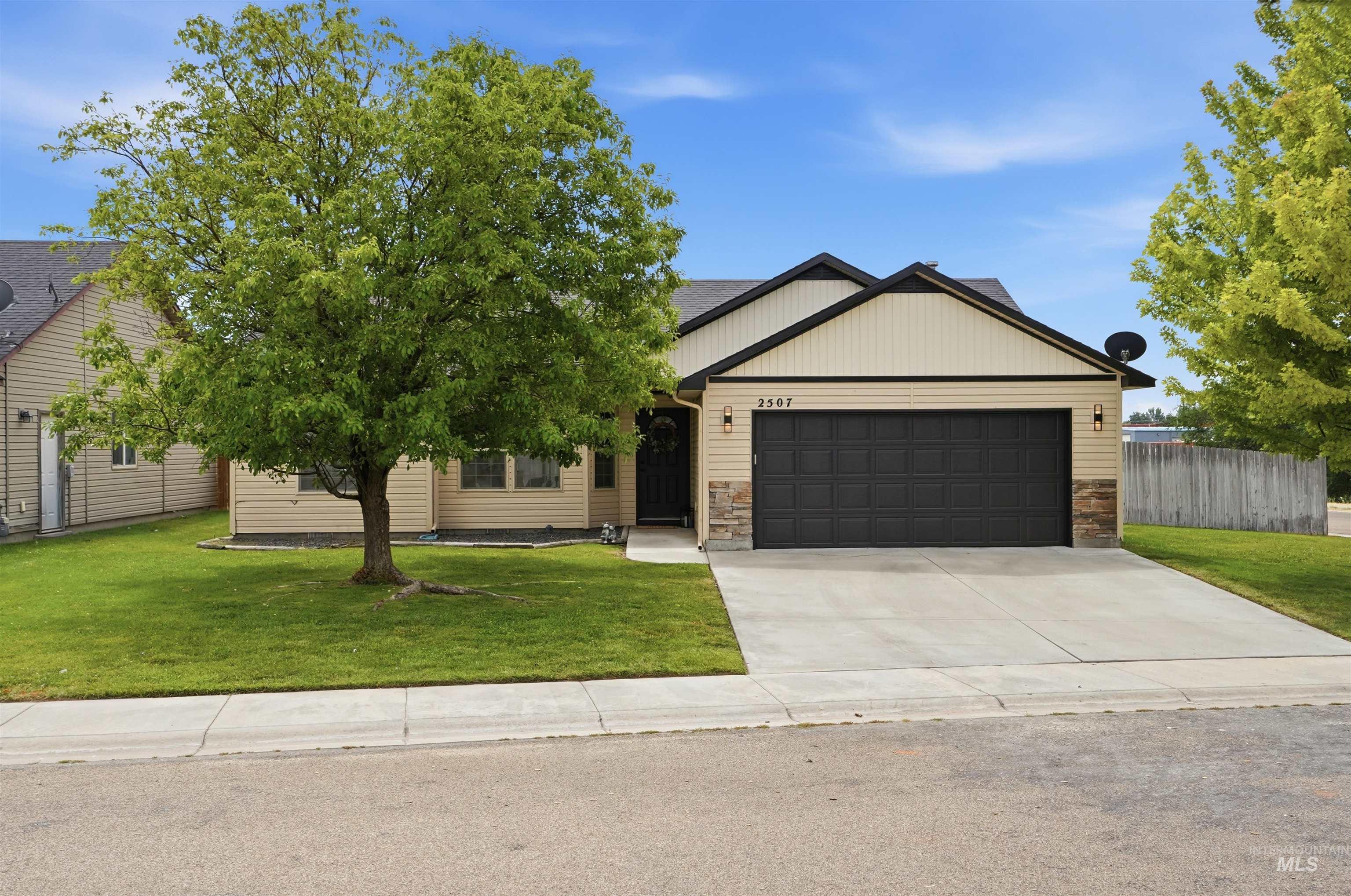 2507 E Carmel Ct, Nampa ID 83687