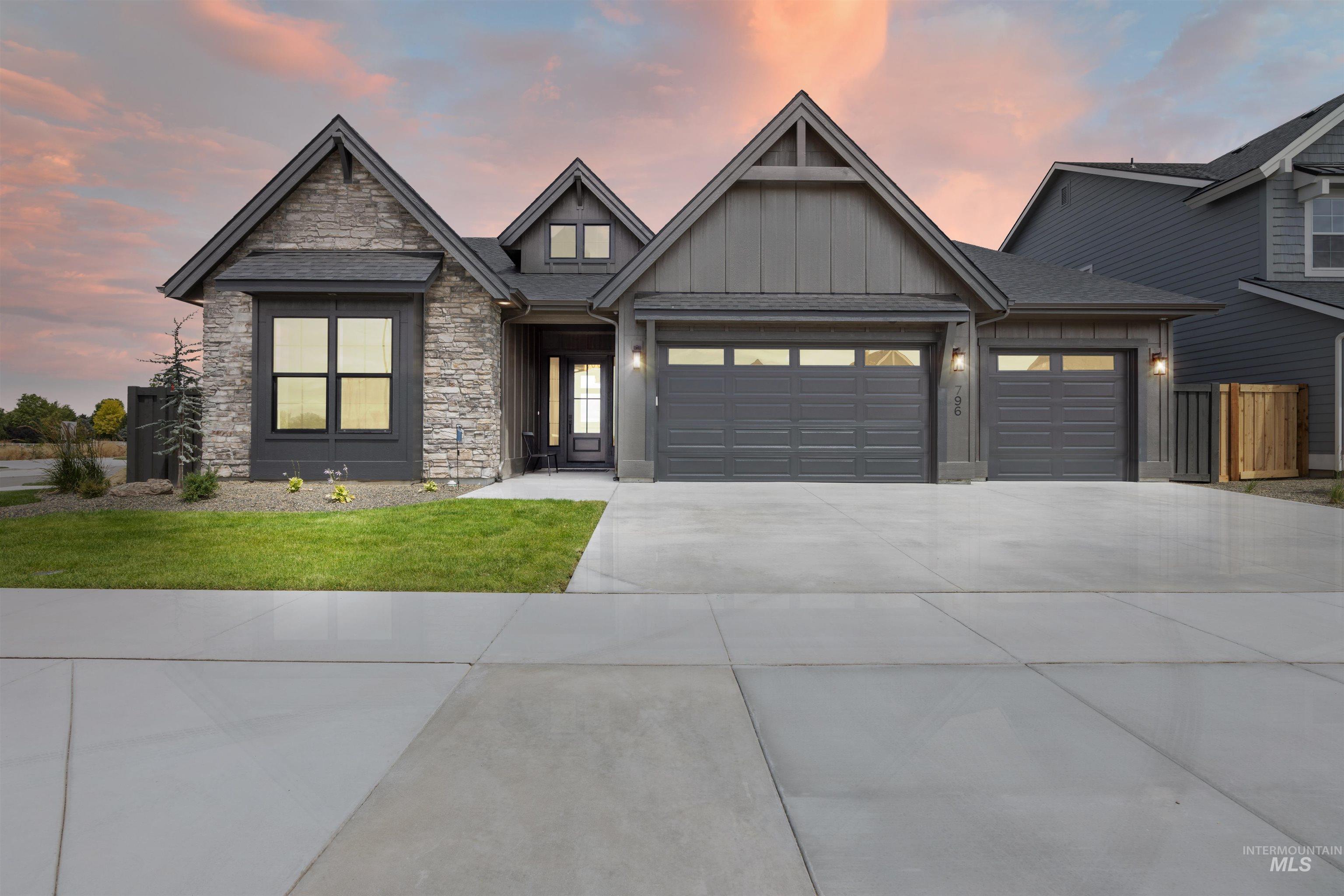 796 E Crescendo St, Meridian ID 83642
