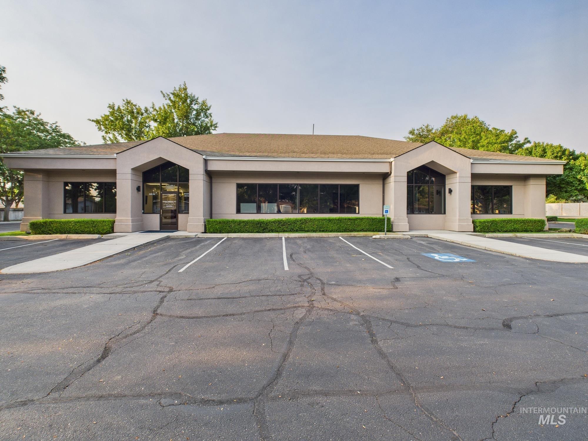 1110 N Five Mile Rd, Boise ID 83713