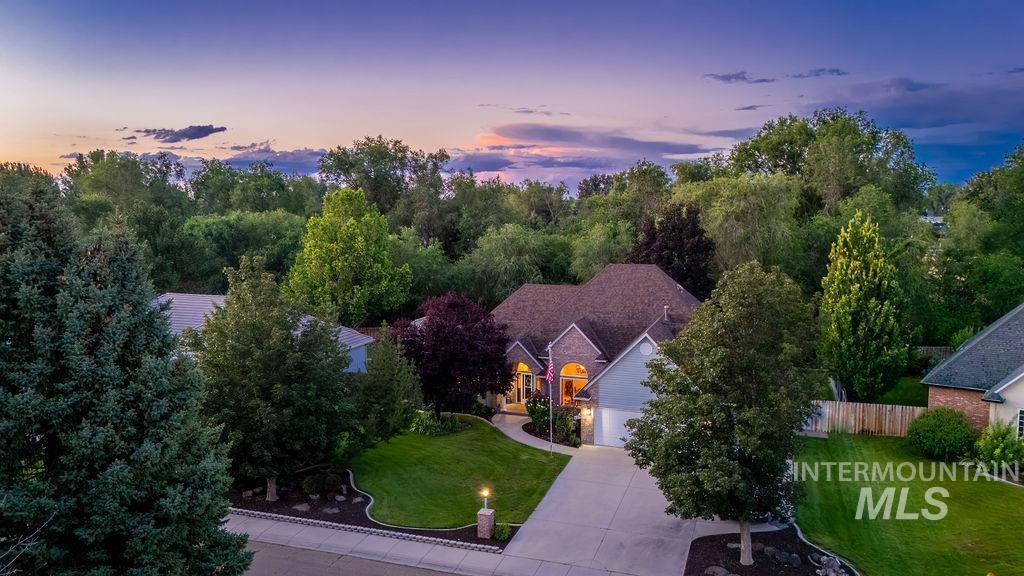 1020 Augusta Dr., Nampa ID 83686