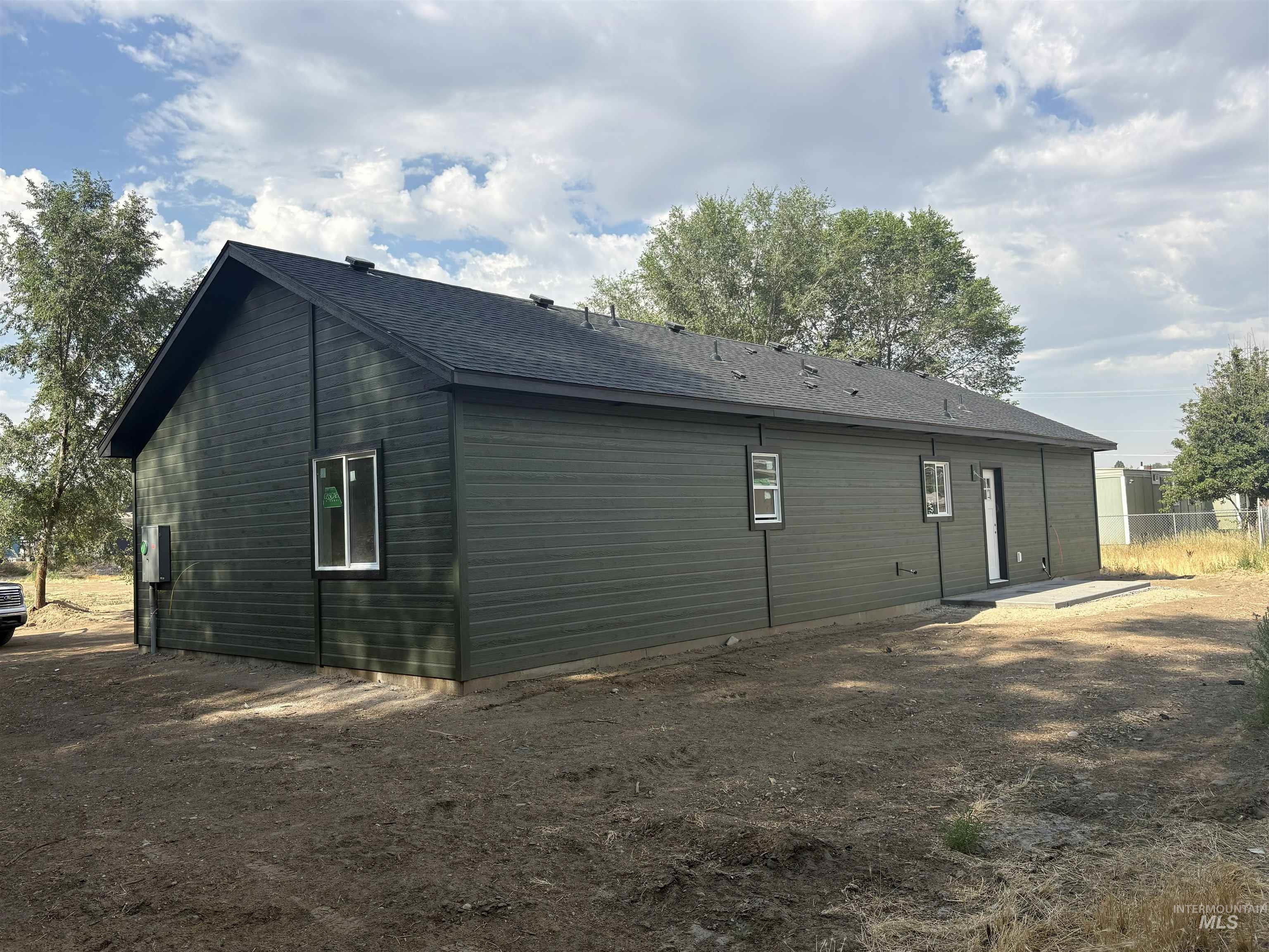 510 Baggins Lane, Homedale ID 83628