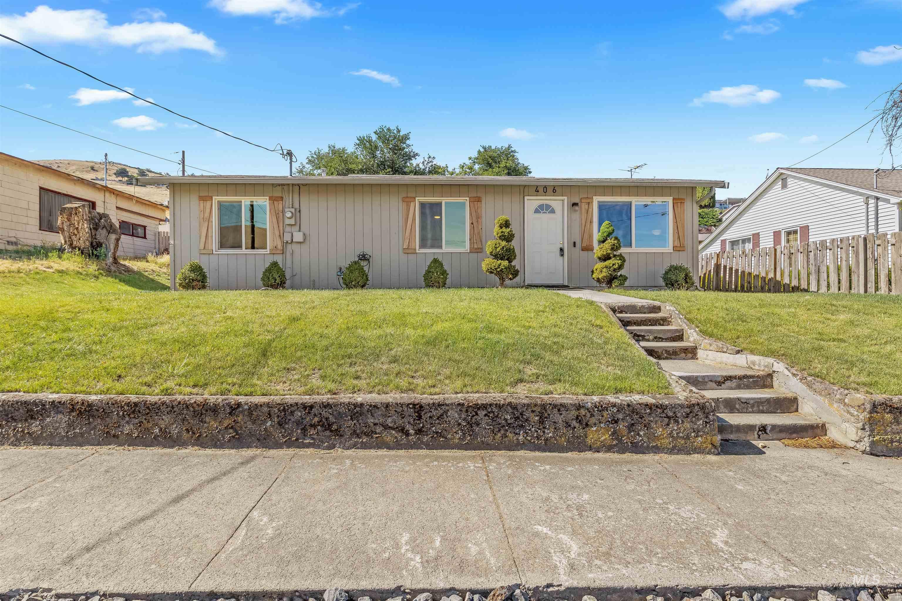 406 2nd Street, Asotin WA 99402