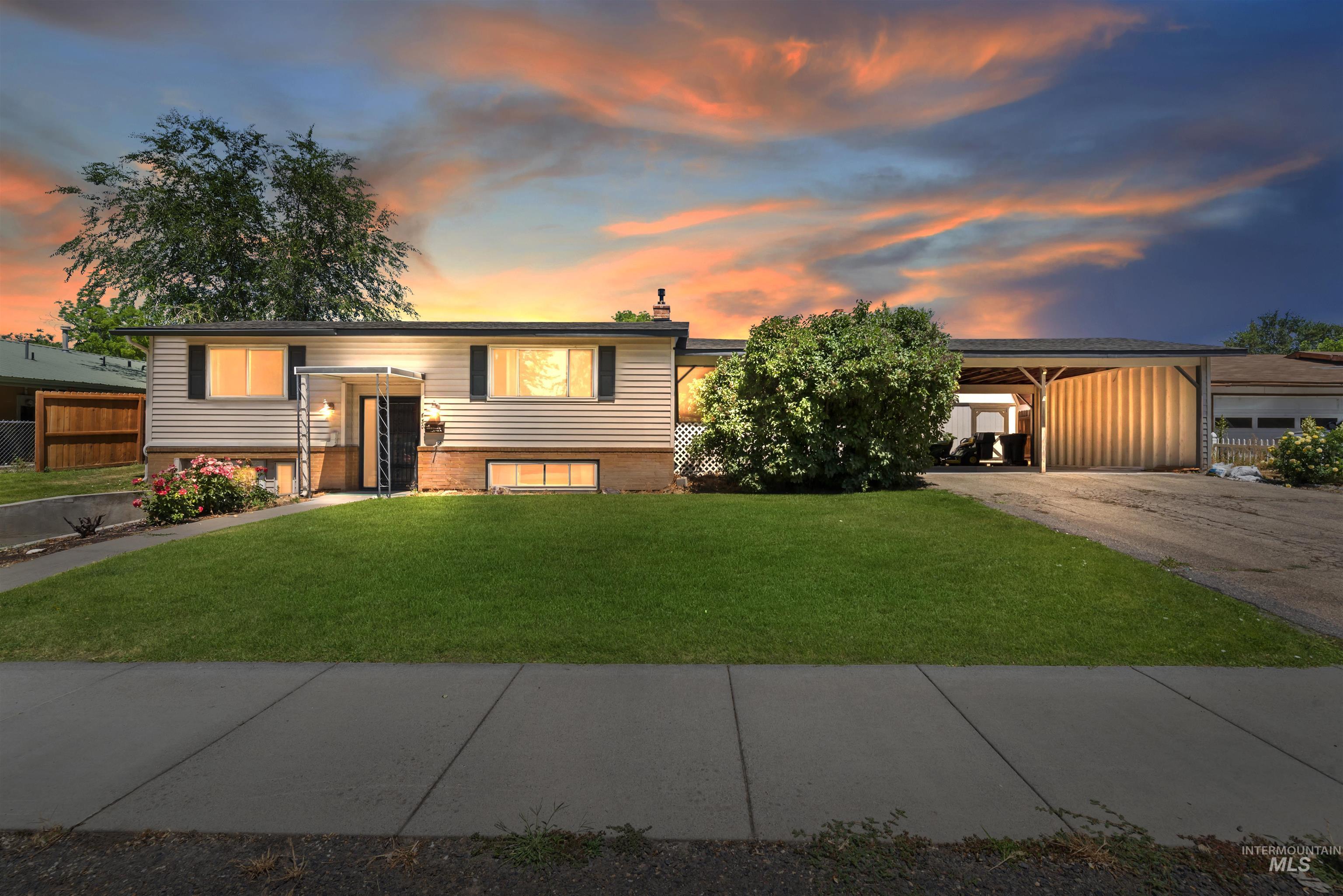 630 E Court Street, Weiser ID 83672