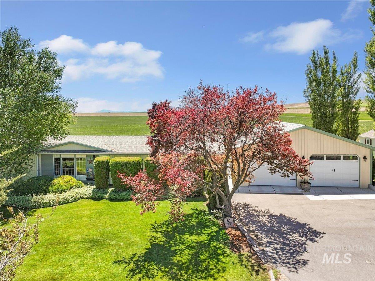 2225 E 1010 S, Hazelton ID 83335