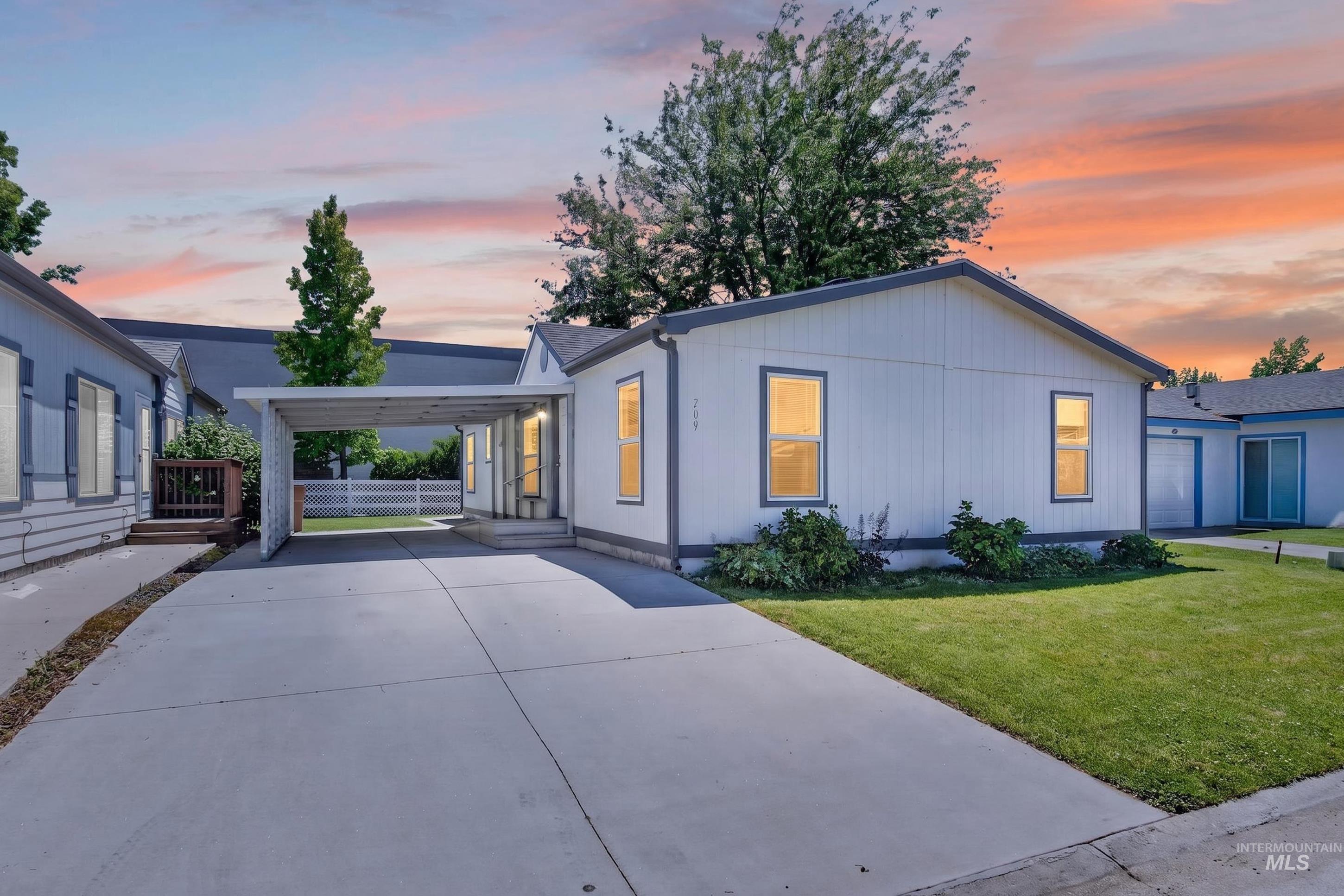 709 Liberty Ln, Emmett ID 83617