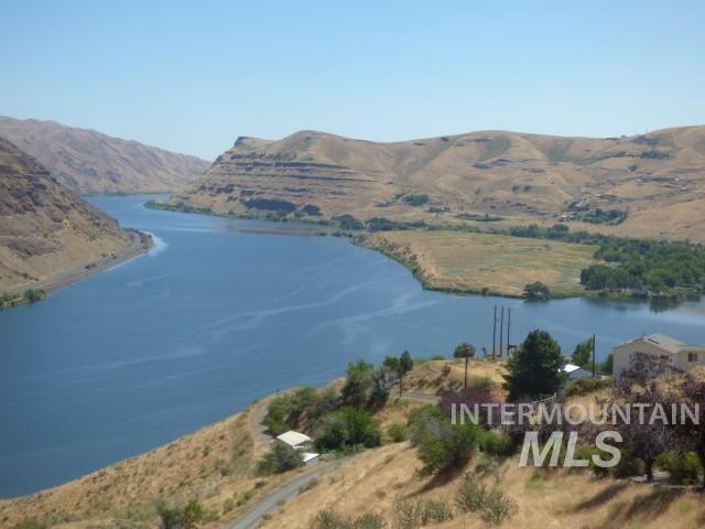 1311 Westlake Drive, Clarkston WA 99403