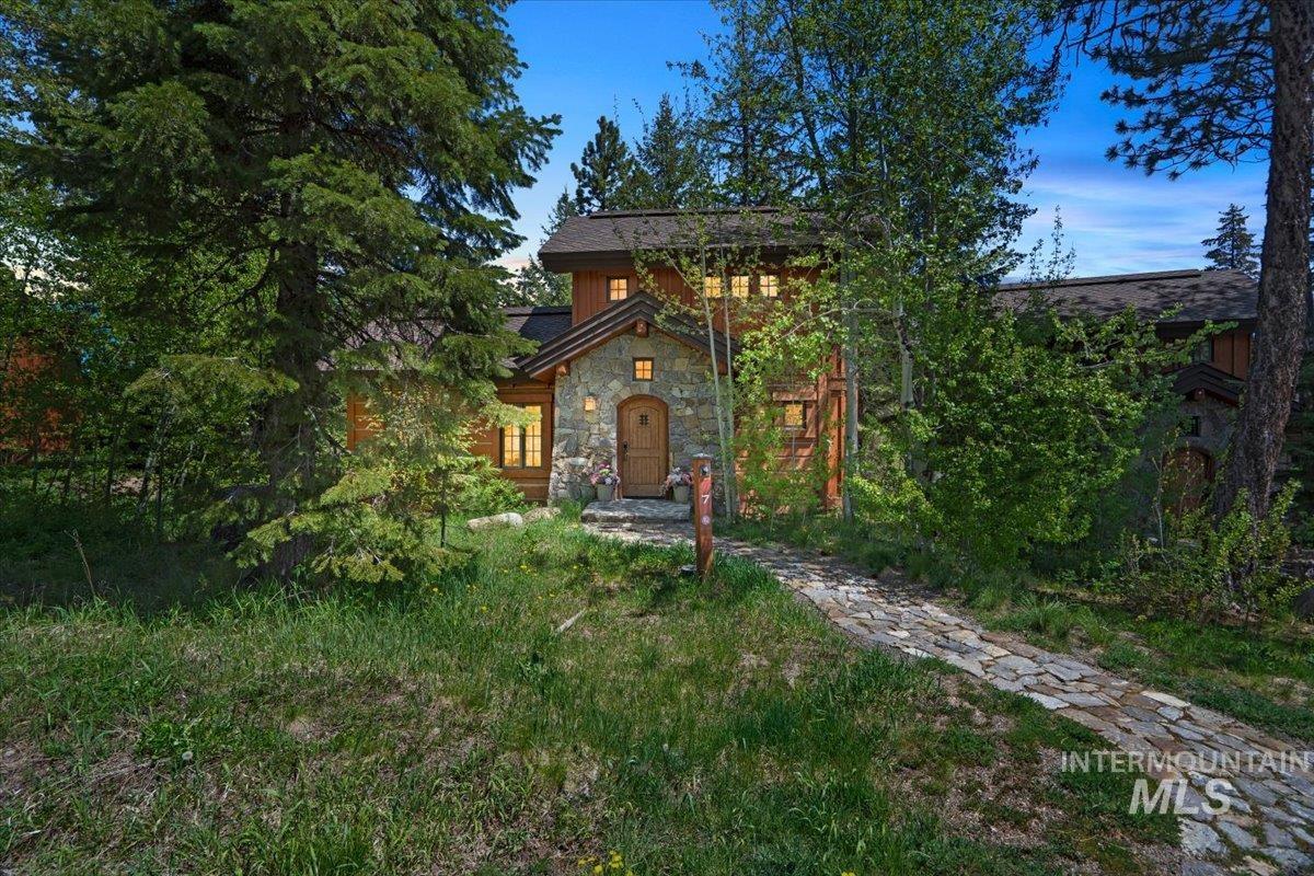 7 Rock Creek Ct., Donnelly ID 83615