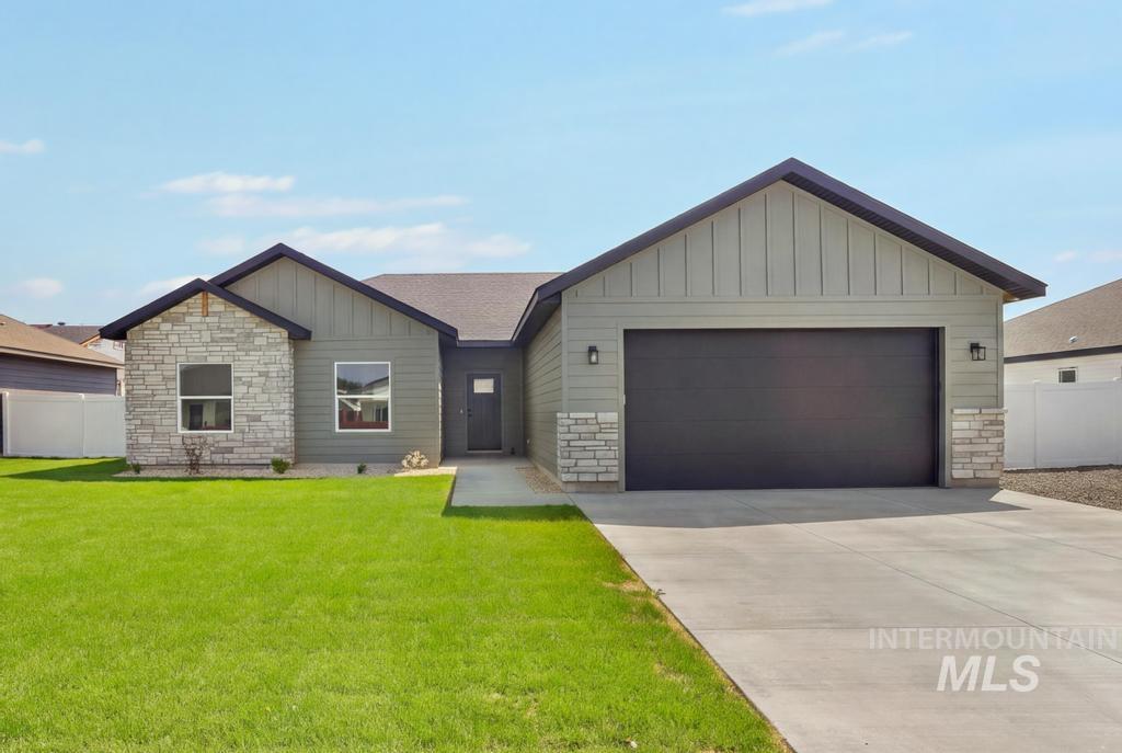 2006 Regan St, Jerome ID 83338