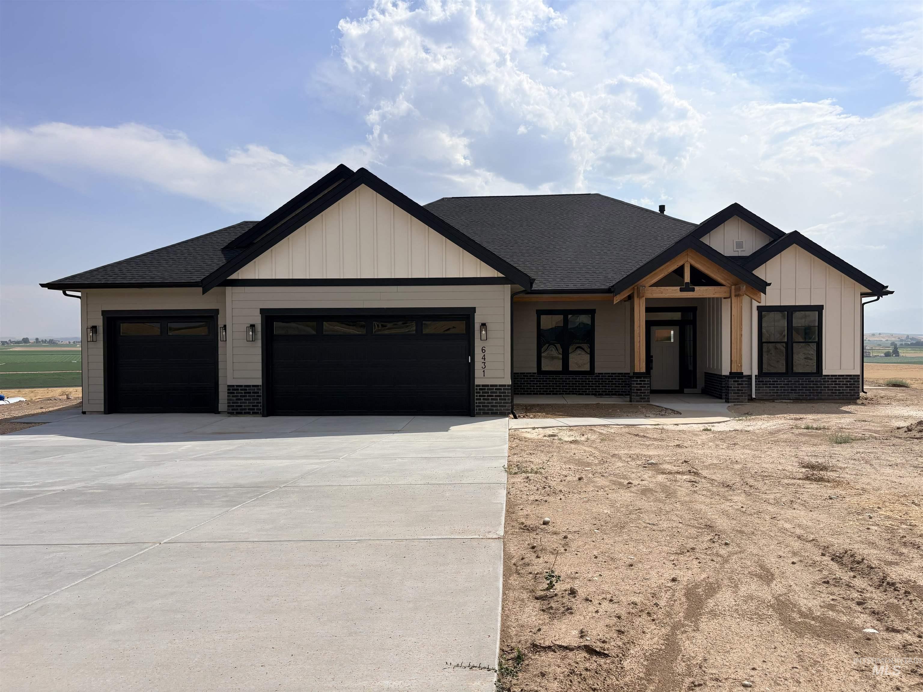 6431 Raptor Ridge Ln, Melba ID 83641