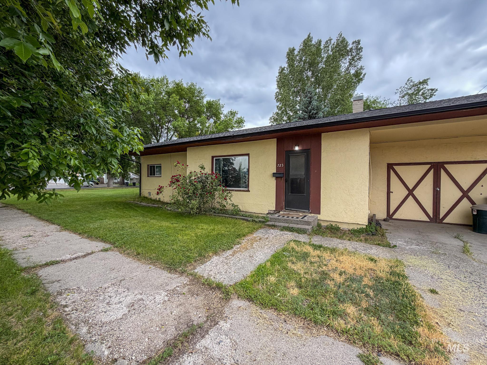 723 E 14th St, Burley ID 83318