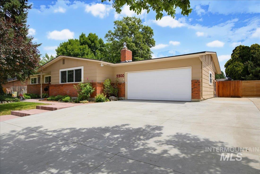 5300 N Warrington Dr., Boise ID 83704