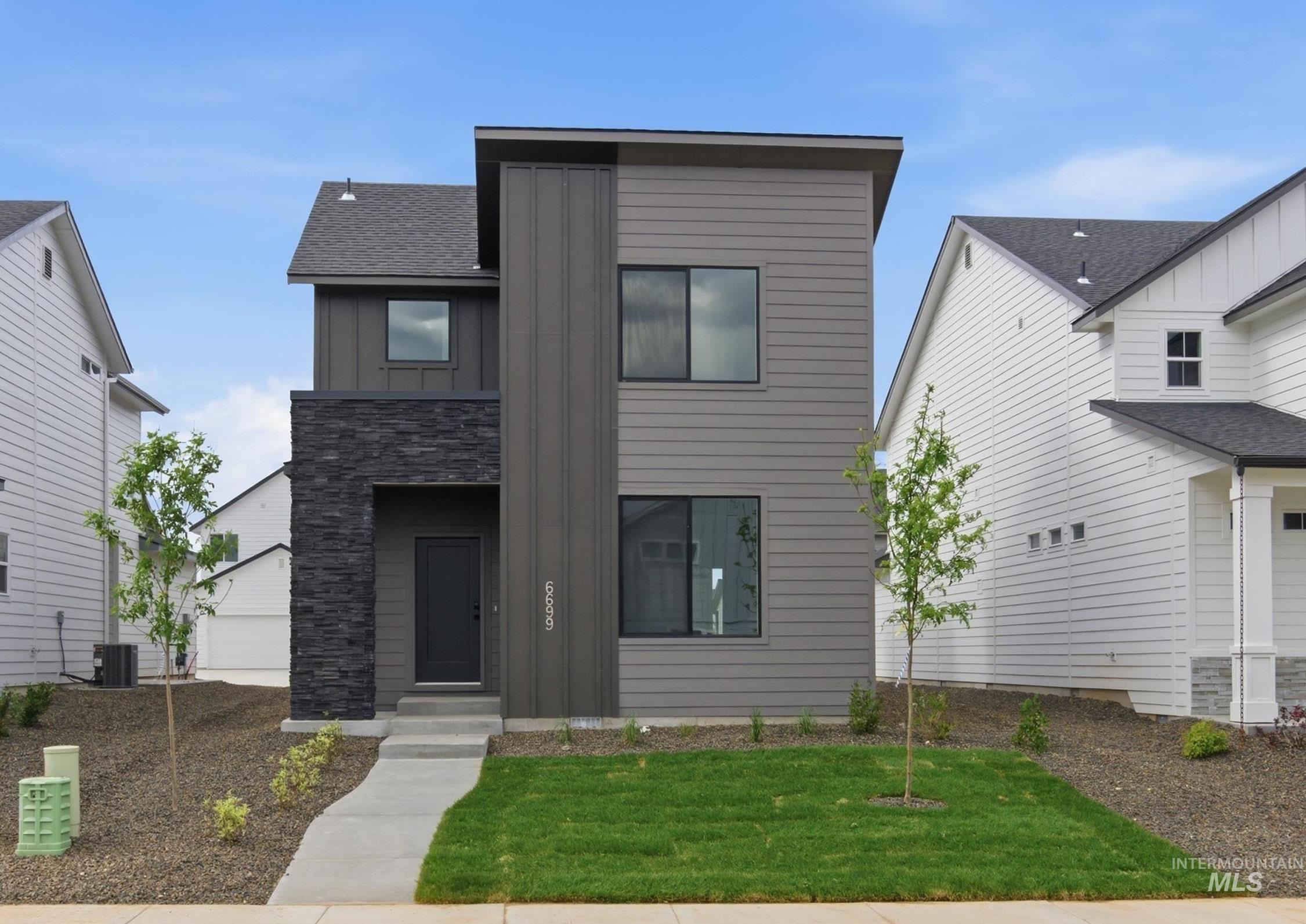 6699 W Fairy Falls Dr, Meridian ID 83646
