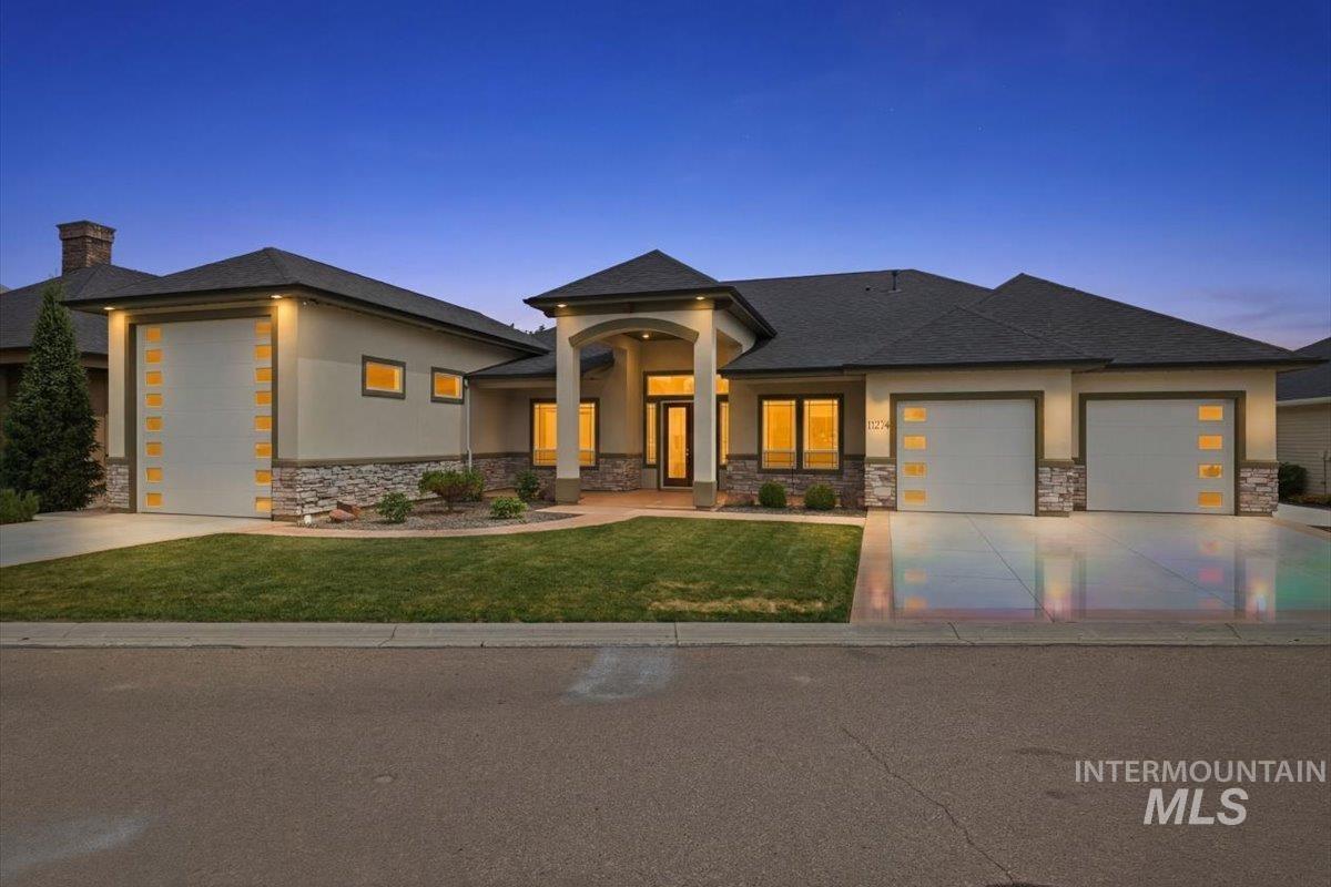 11274 W Royal Ridge Ct, Nampa ID 83686