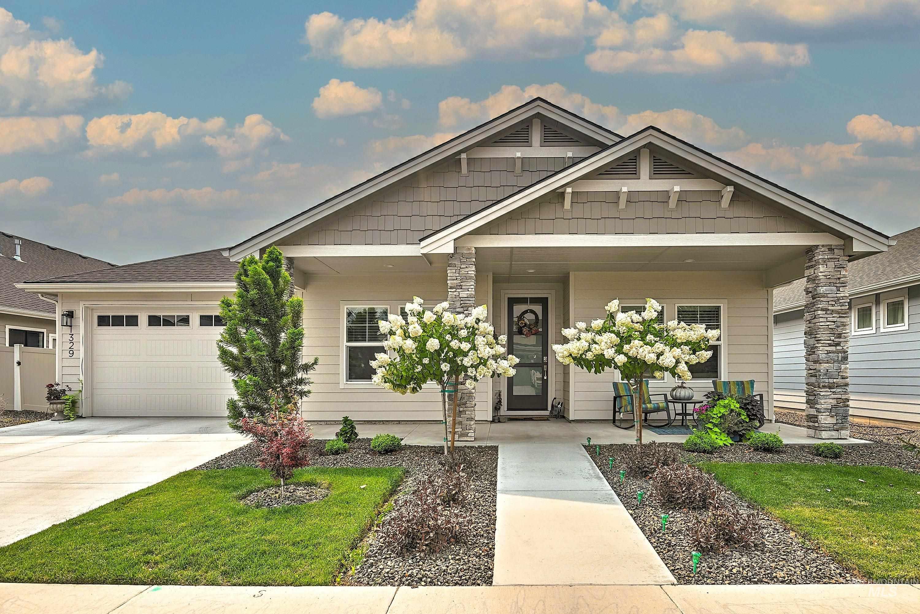 1329 N Parkshire Way, Meridian ID 83642