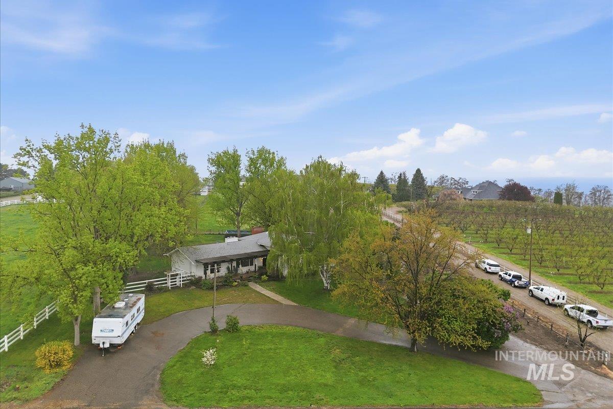 5625 Sunset Rd, Fruitland ID 83619