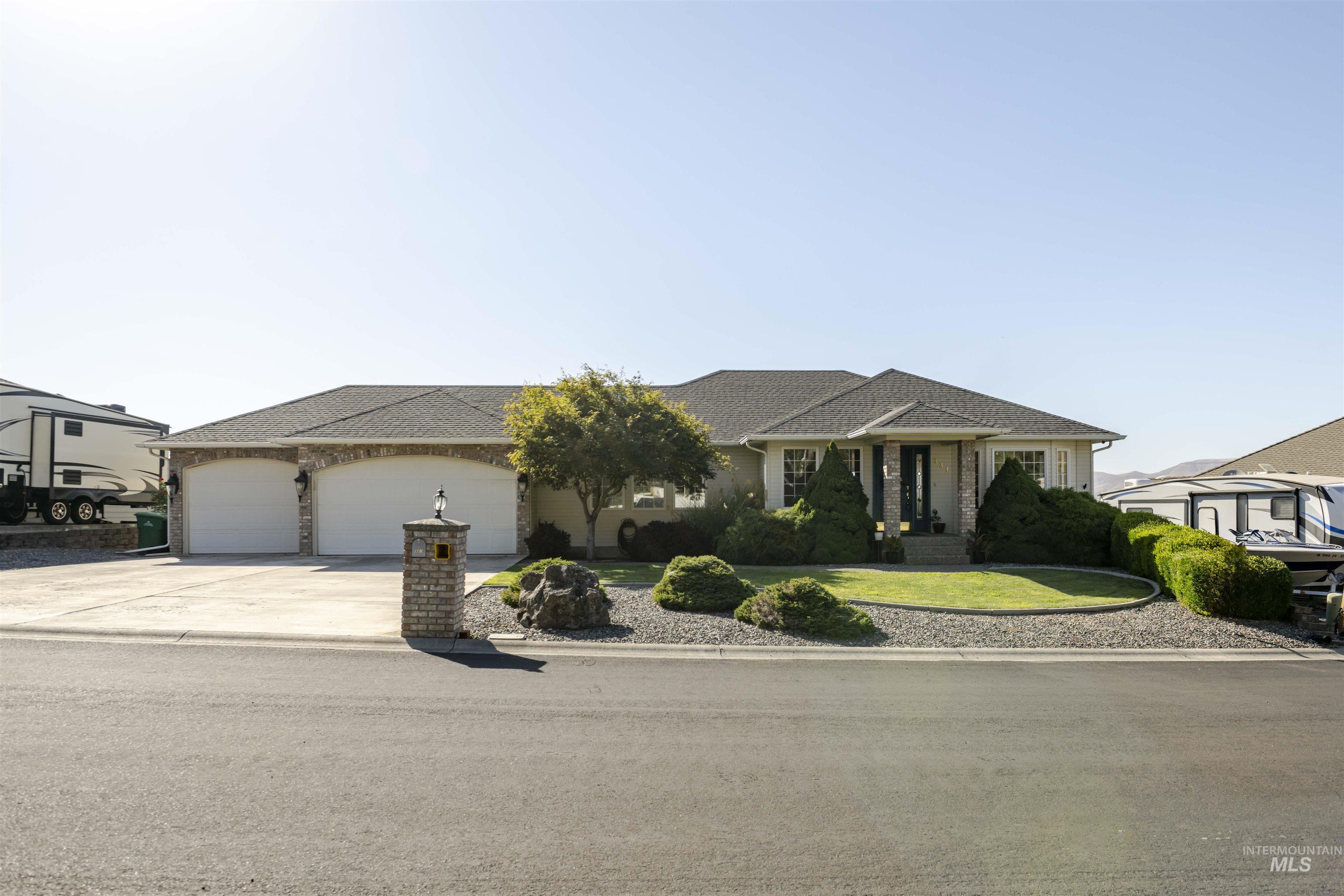 331 Reservoir Dr, Lewiston ID 83501