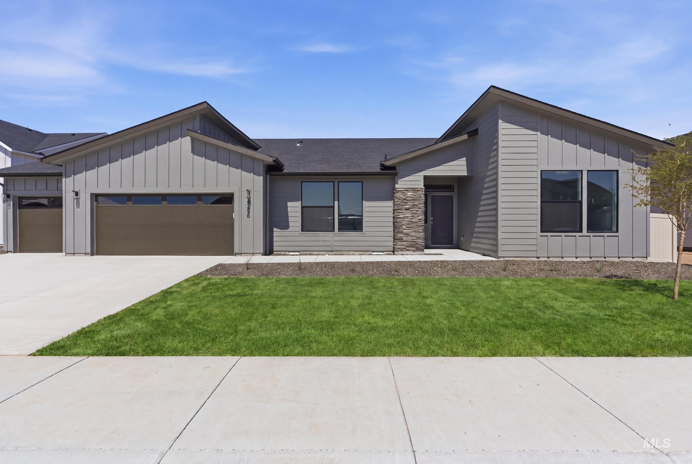 8296 E Presley Ct, Nampa ID 83687