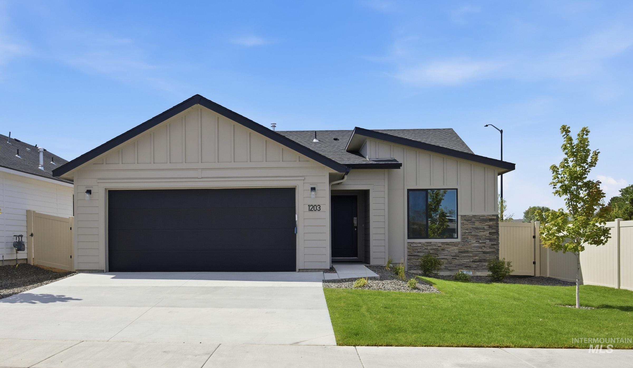 1203 W Jasper St, Meridian ID 83642