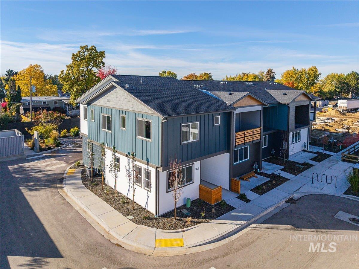 1408 N Cole Cottage Lane, Boise ID 83704