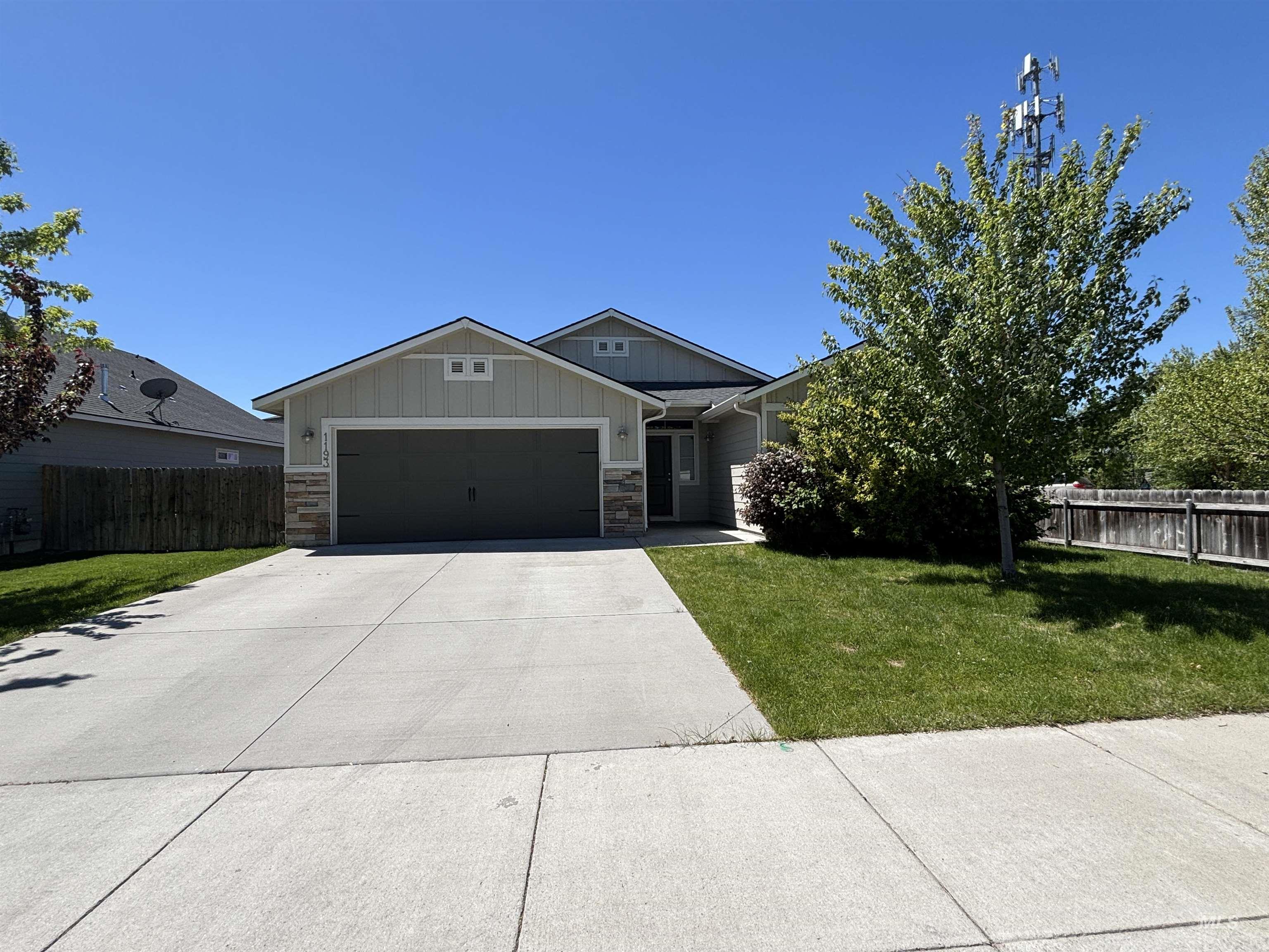 1193 W Crosswind Dr, Meridian ID 83646