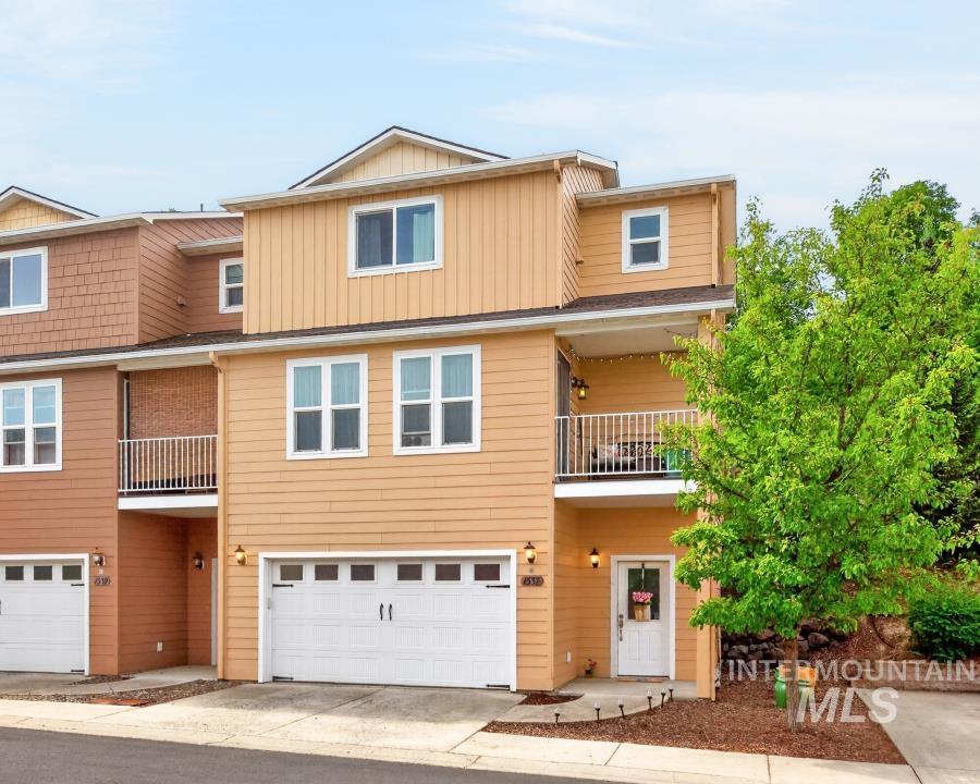 1337 Bristol Rd, Moscow ID 83843
