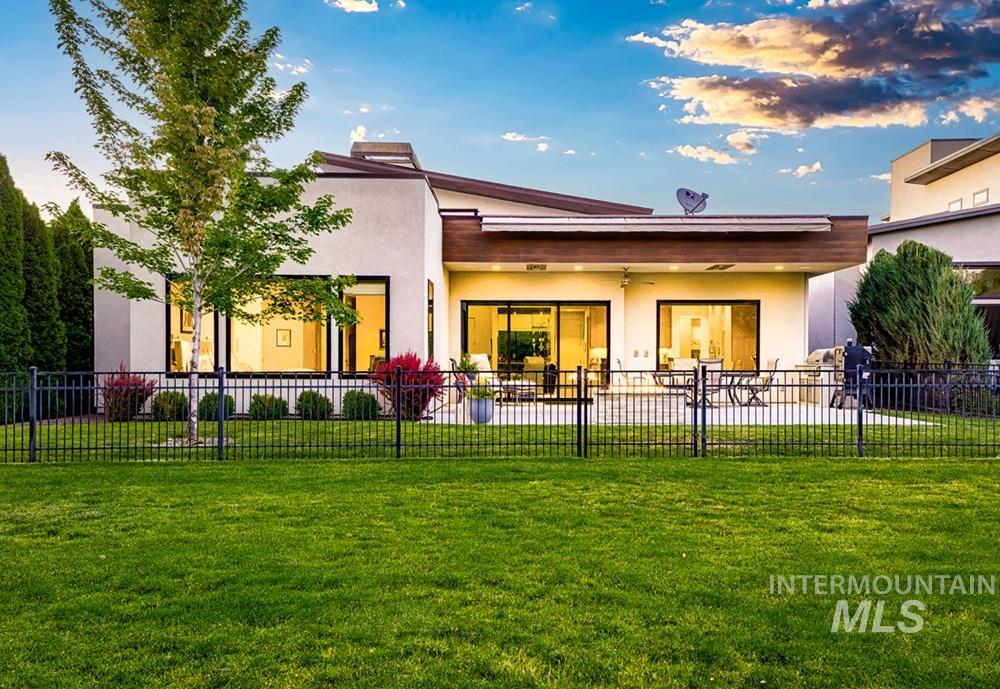 1575 E Lone Shore Ln, Eagle ID 83616
