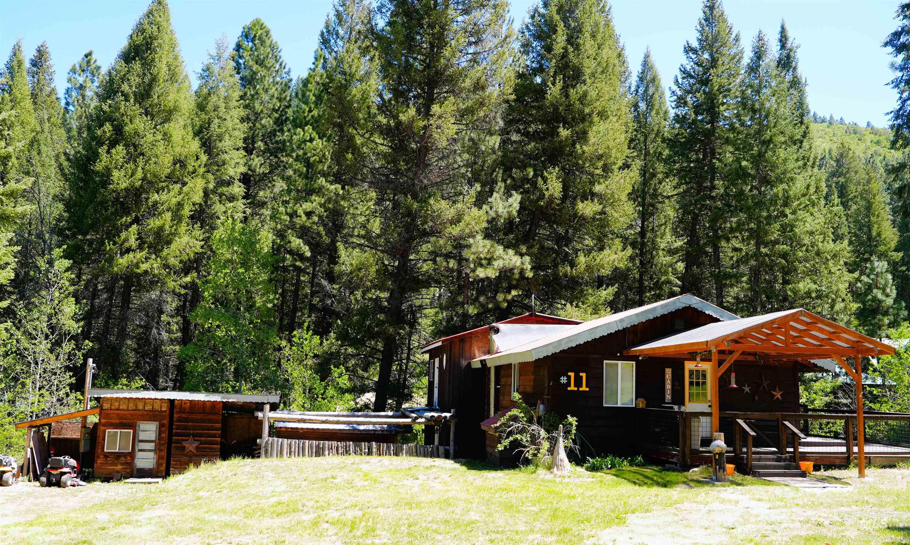 11 Valley View Way, Lowman ID 83637