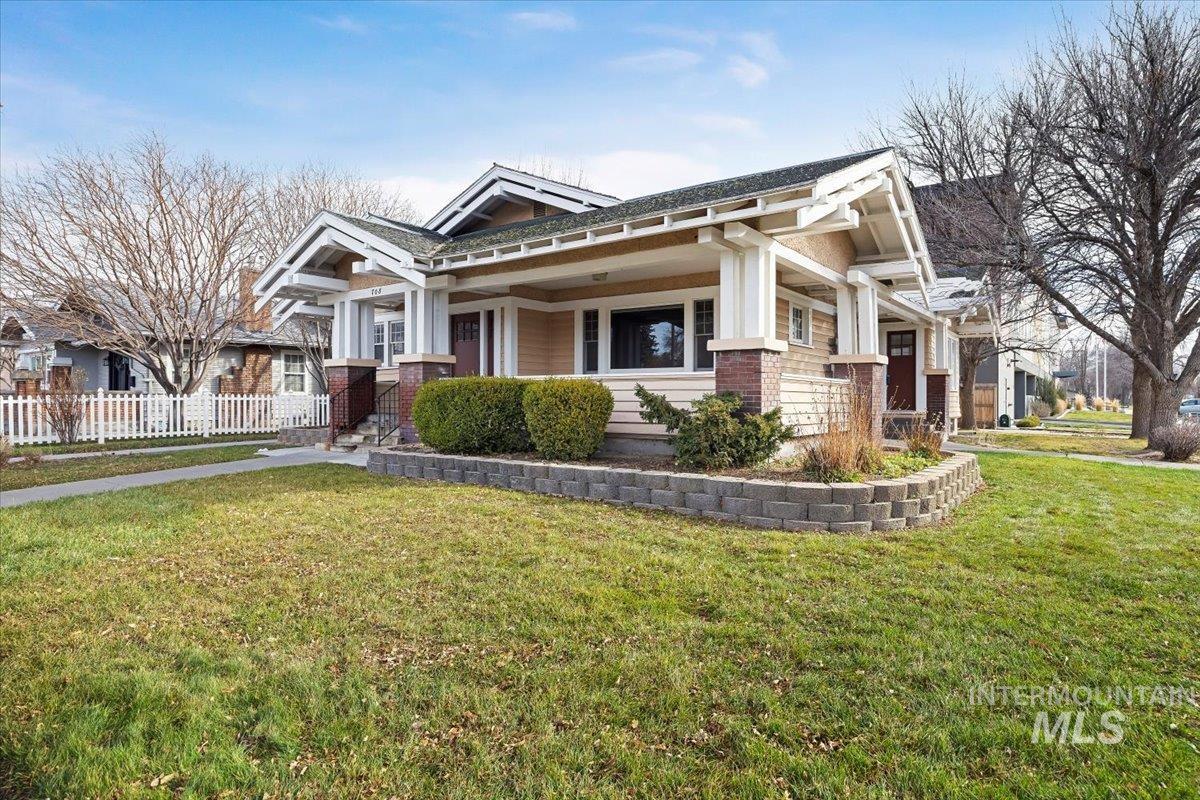 708 Shoshone St, Twin Falls ID 83301