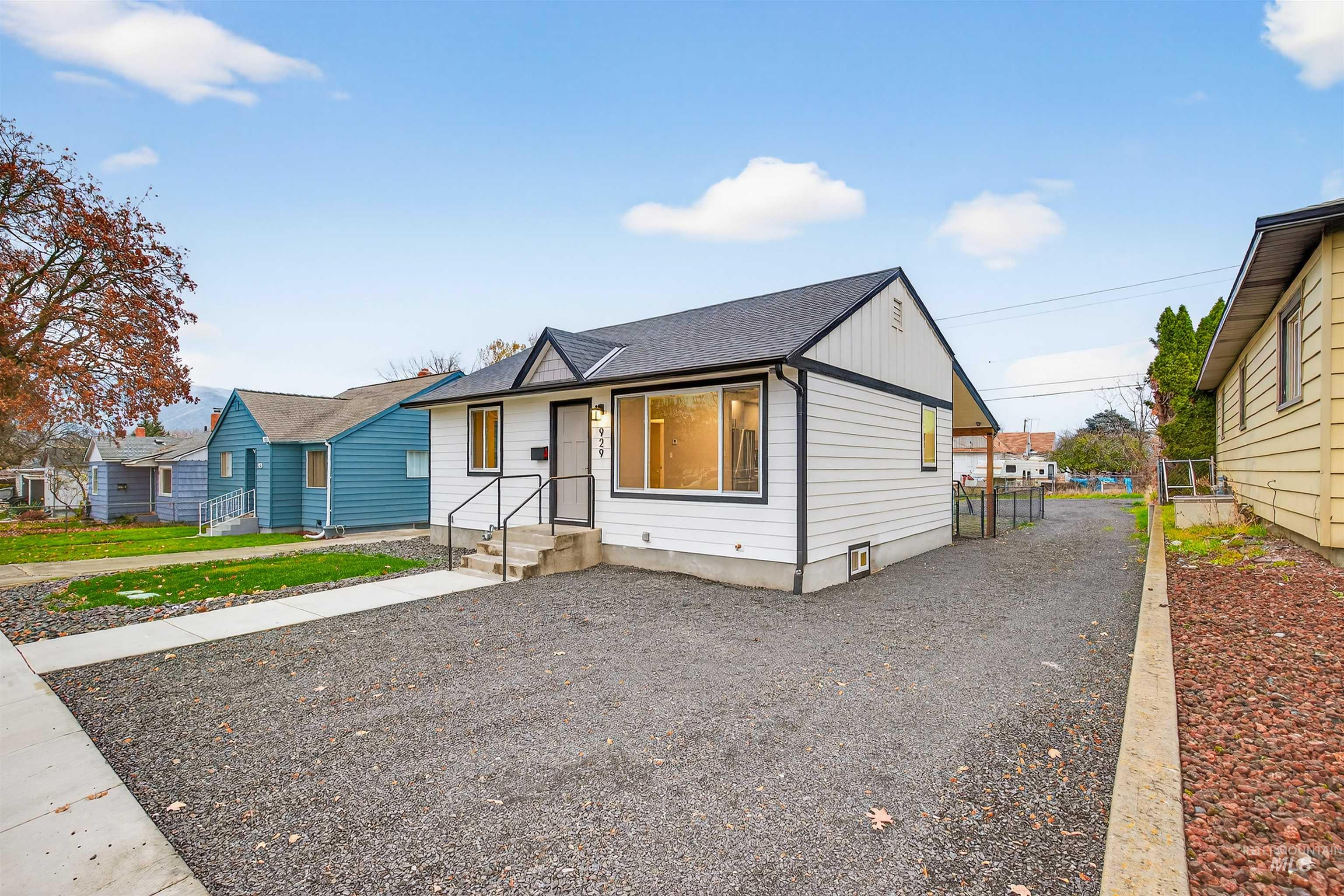 929 10th Street, Clarkston WA 99403