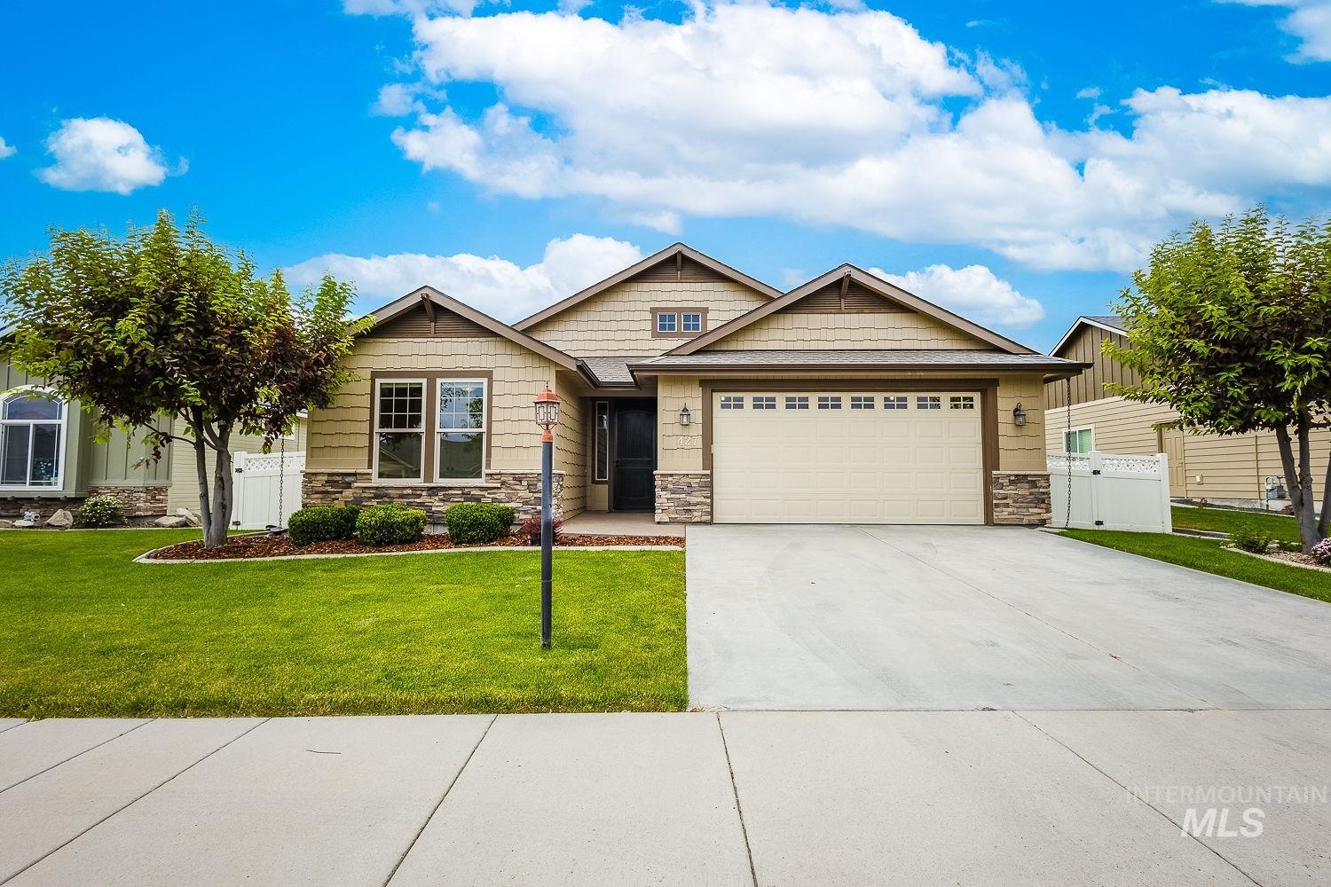 427 Briar Hill St, Nampa ID 83686