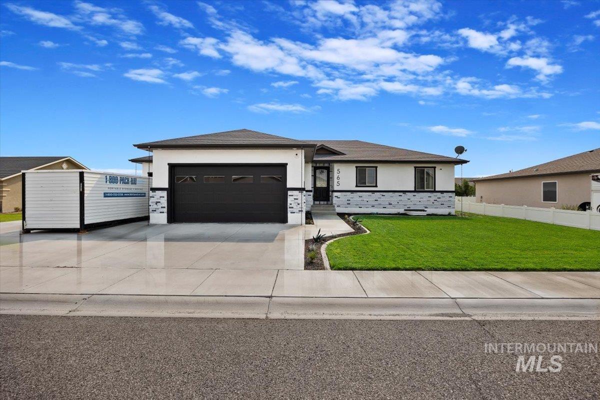 565 Clearwater Way, Heyburn ID 83336