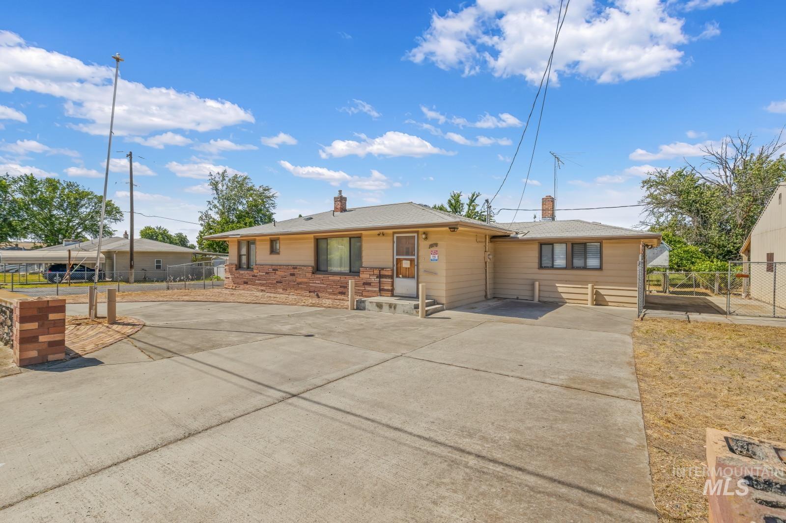 1876 6th Ave, Clarkston WA 99403