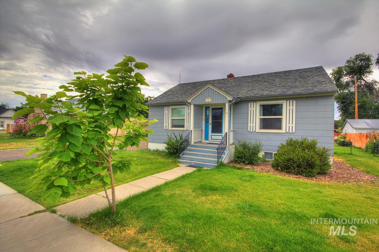 351 W Main Street South, Vale OR 97918