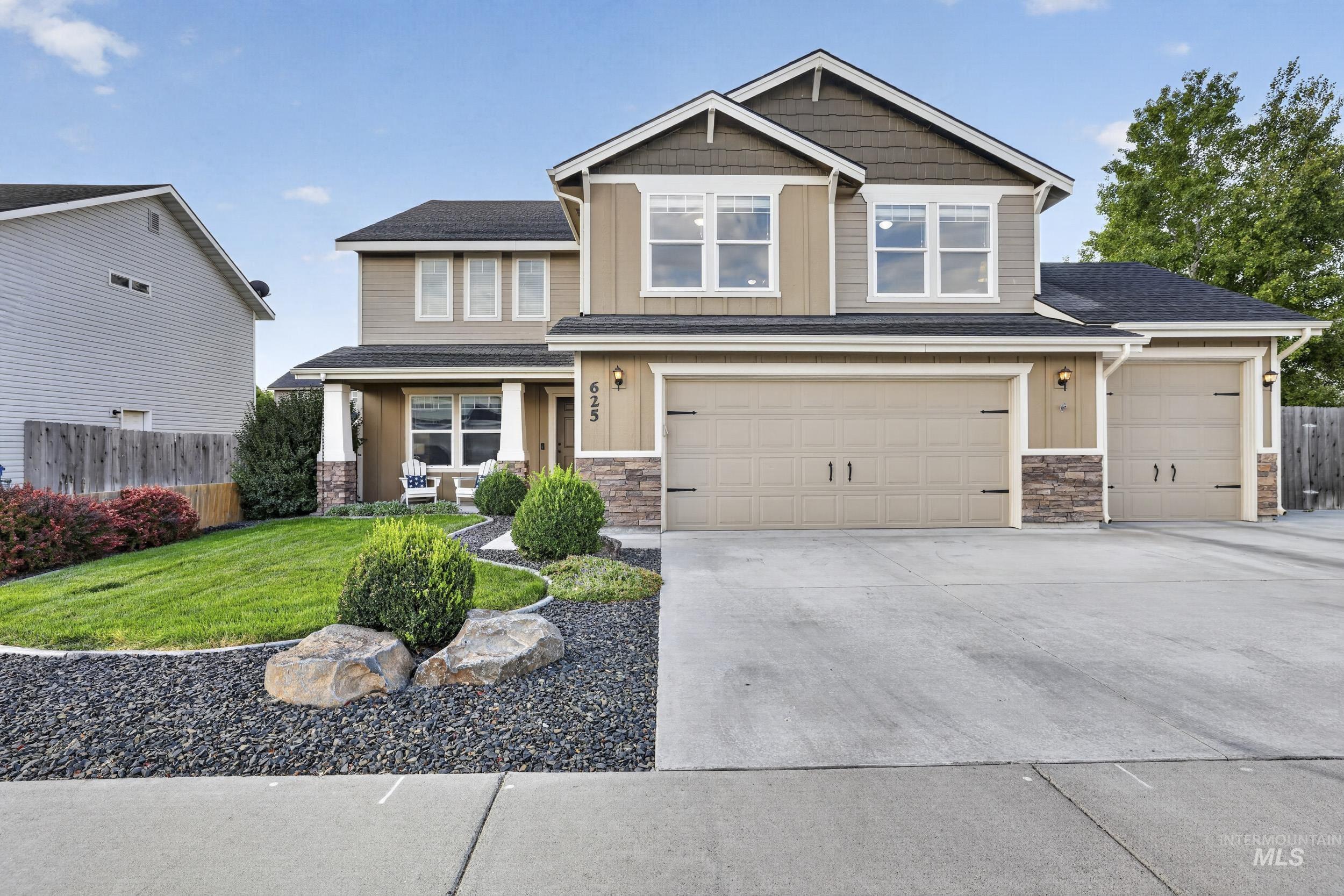 625 SW Josephine St, Mountain Home ID 83647