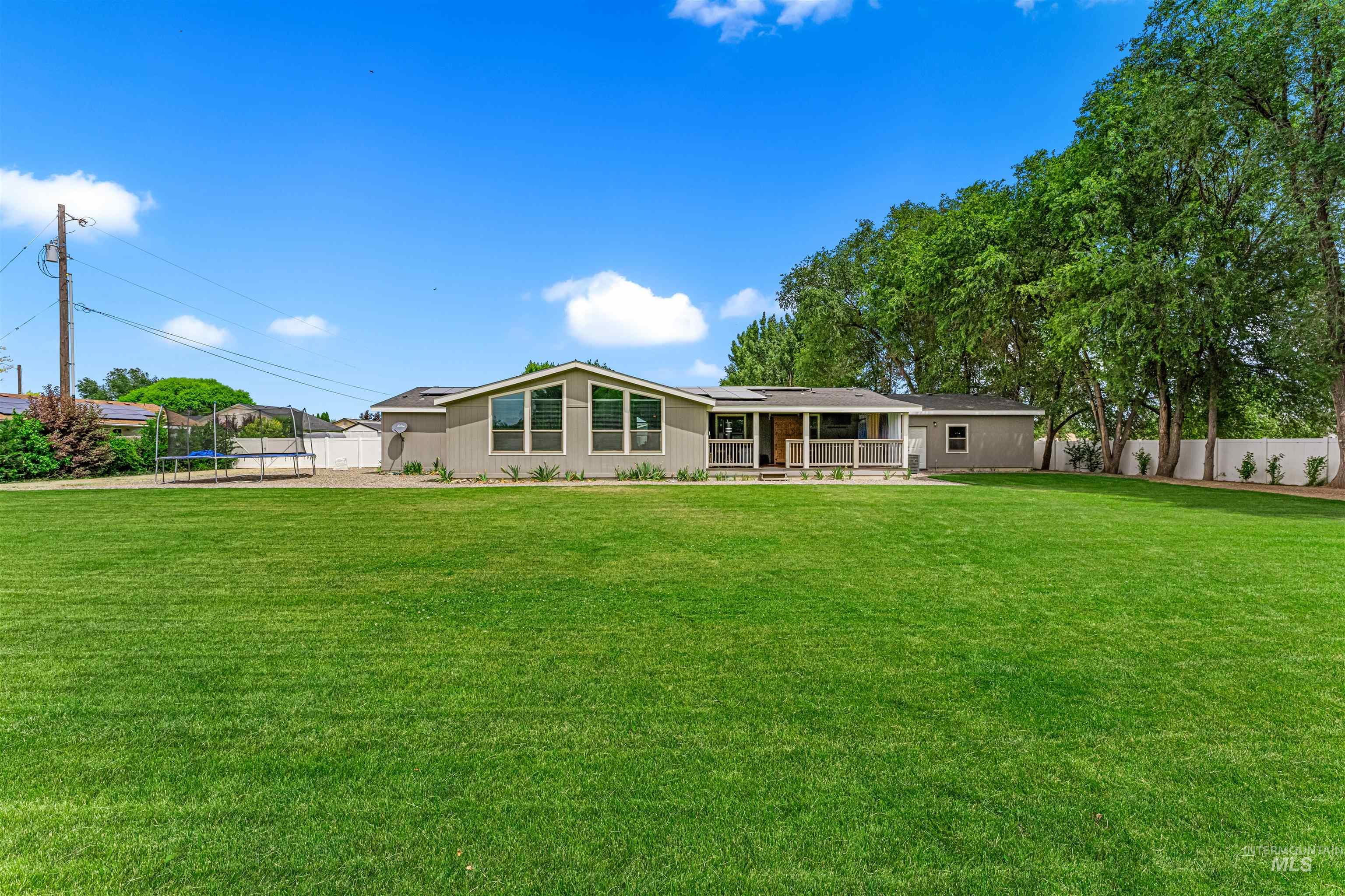 30 S Wherry Ln, Nampa ID 83687