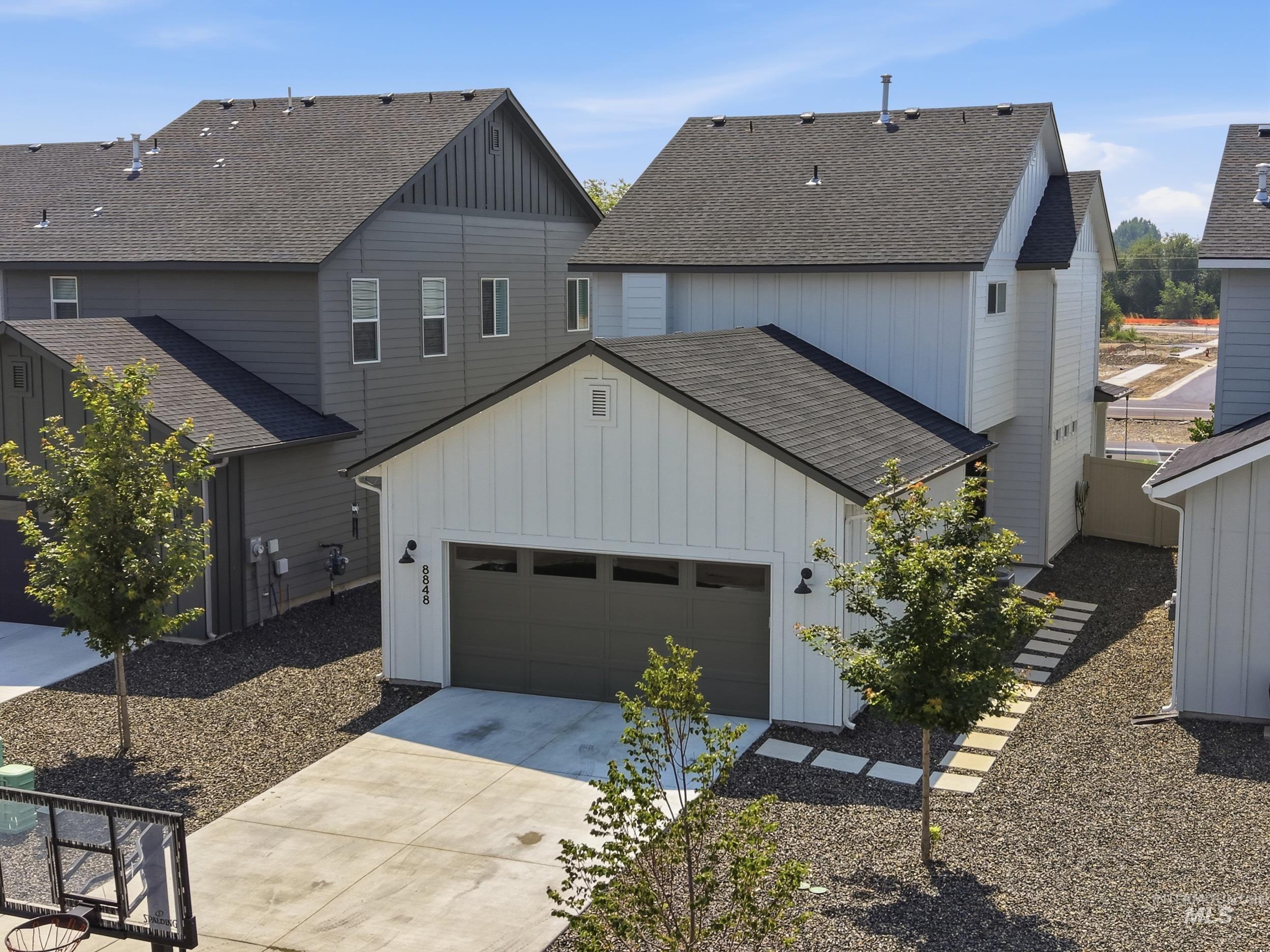 8848 W Hill Road Pkwy, Boise ID 83714