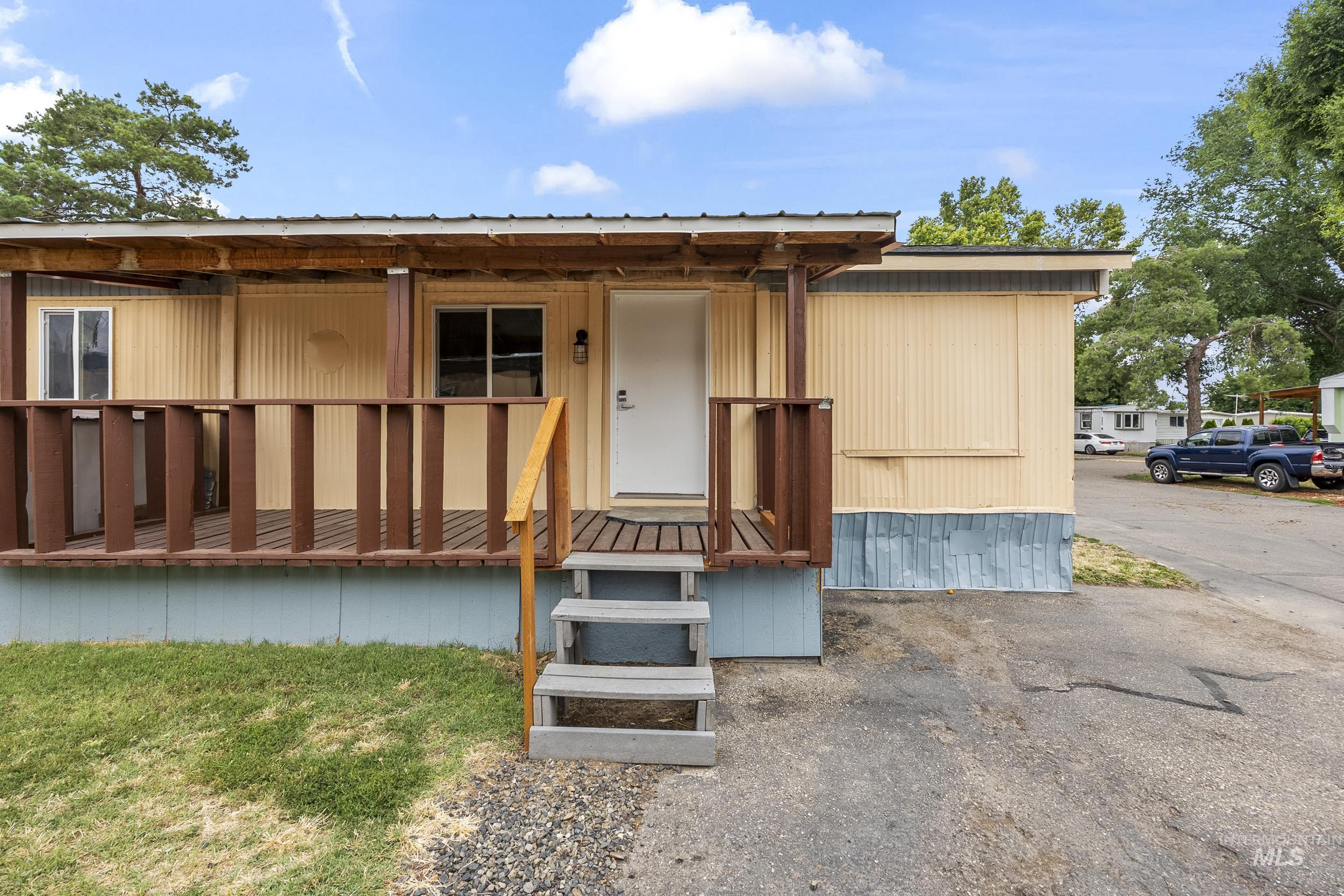 16581 N White Pine St # 102, Caldwell ID 83651
