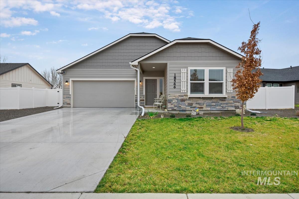 18566 White Rose Pl, Nampa ID 83687