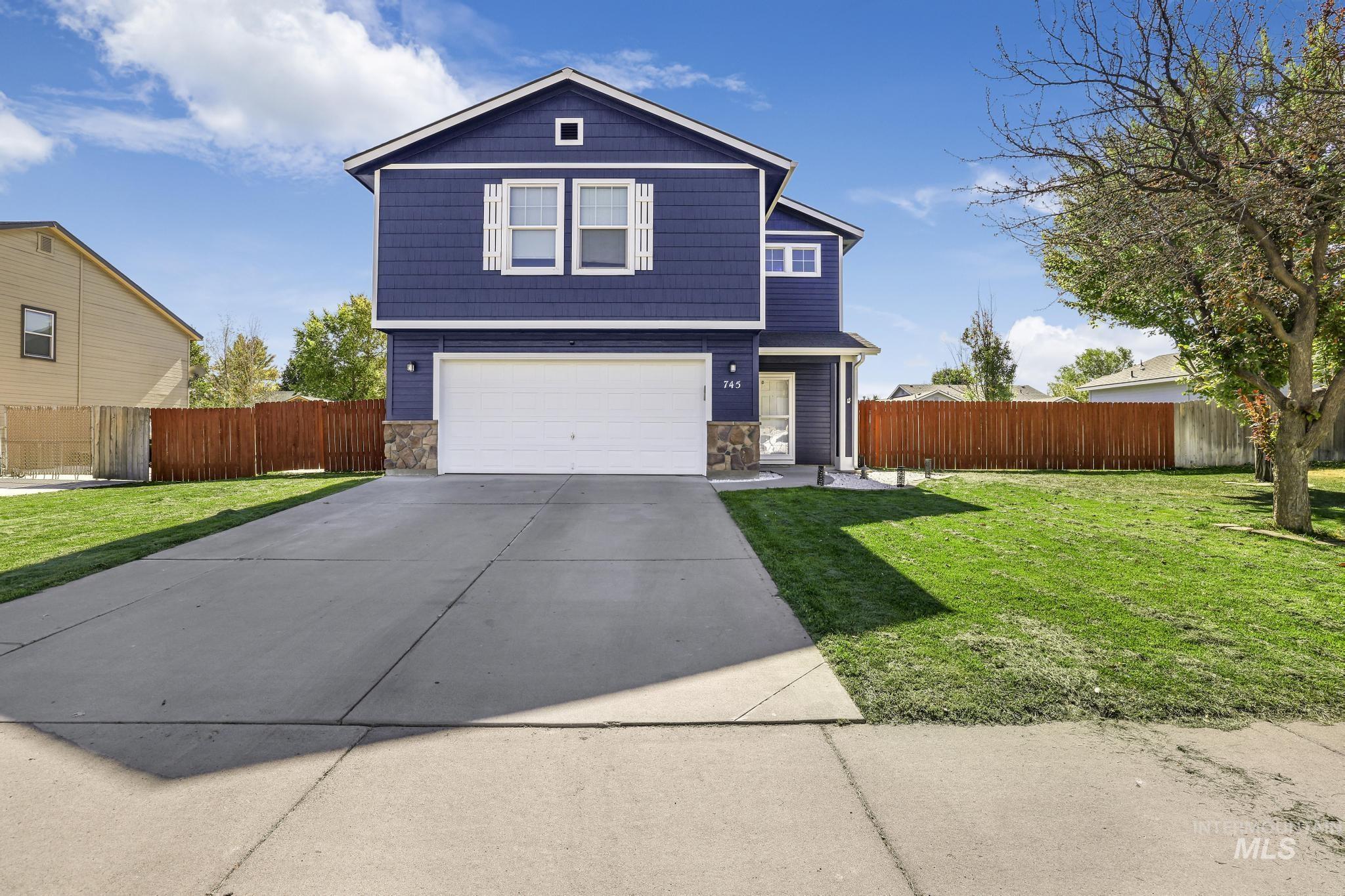 745 SW Lago, Mountain Home ID 83647