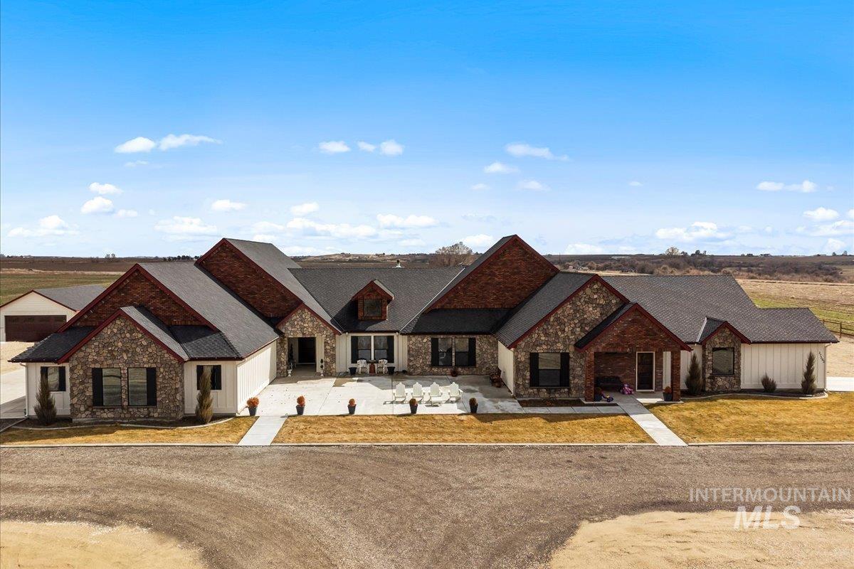 27202 Lon Davis Rd, Parma ID 83660