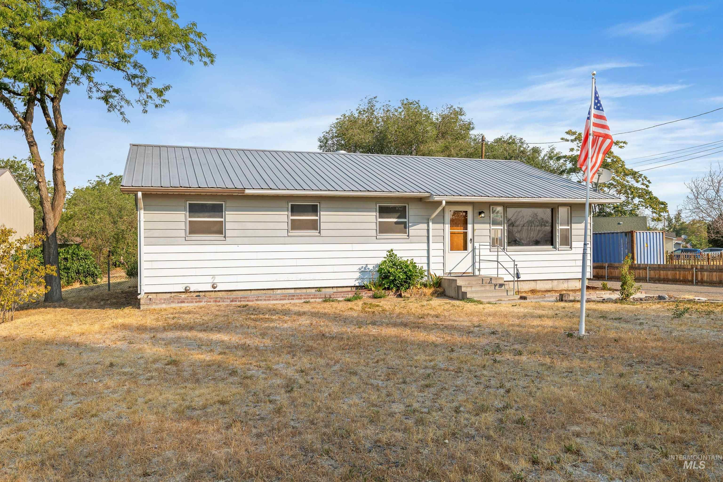 321 Clear Lakes Rd, Buhl ID 83316