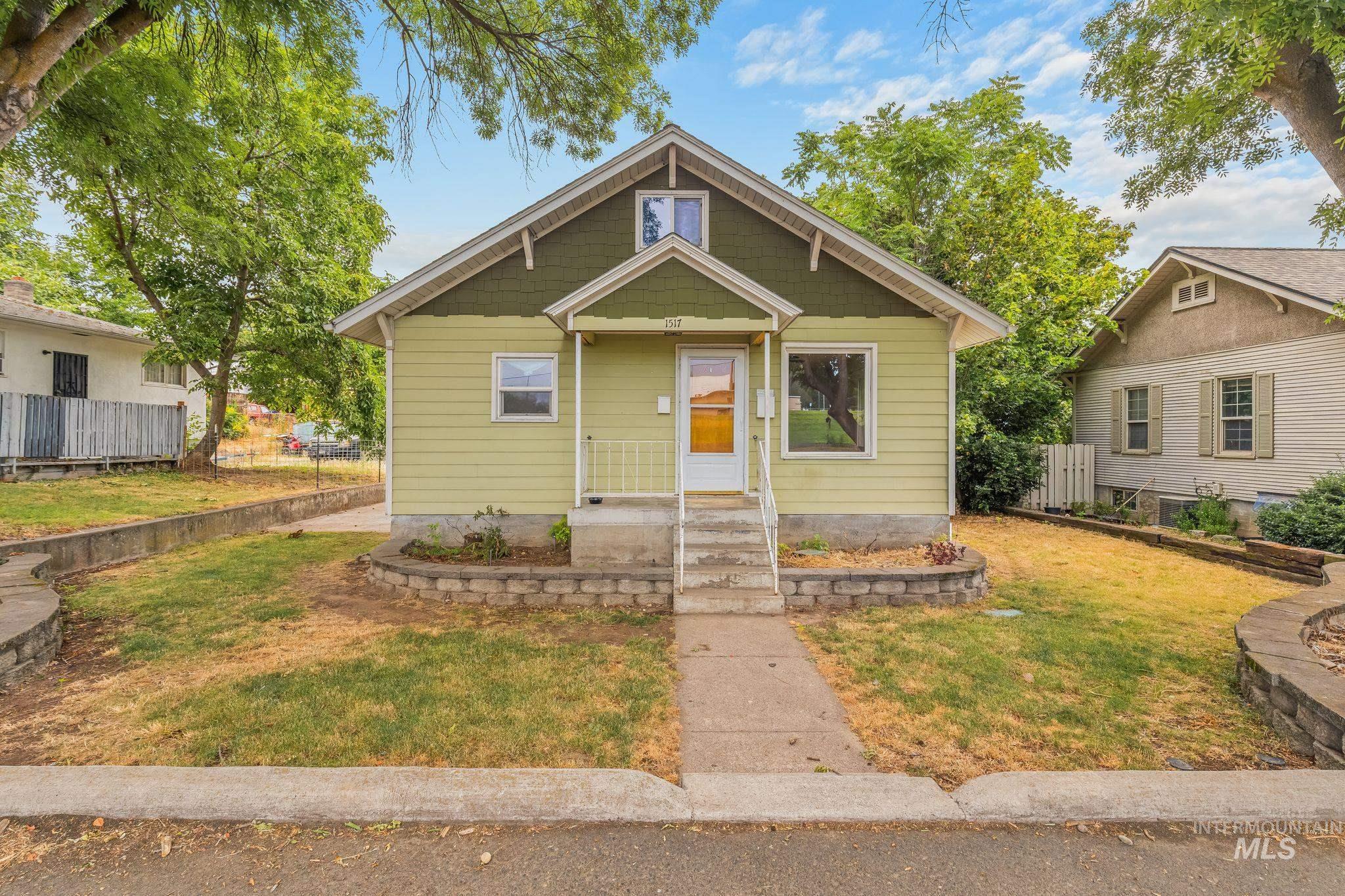 1517 11th Avenue, Lewiston ID 83501
