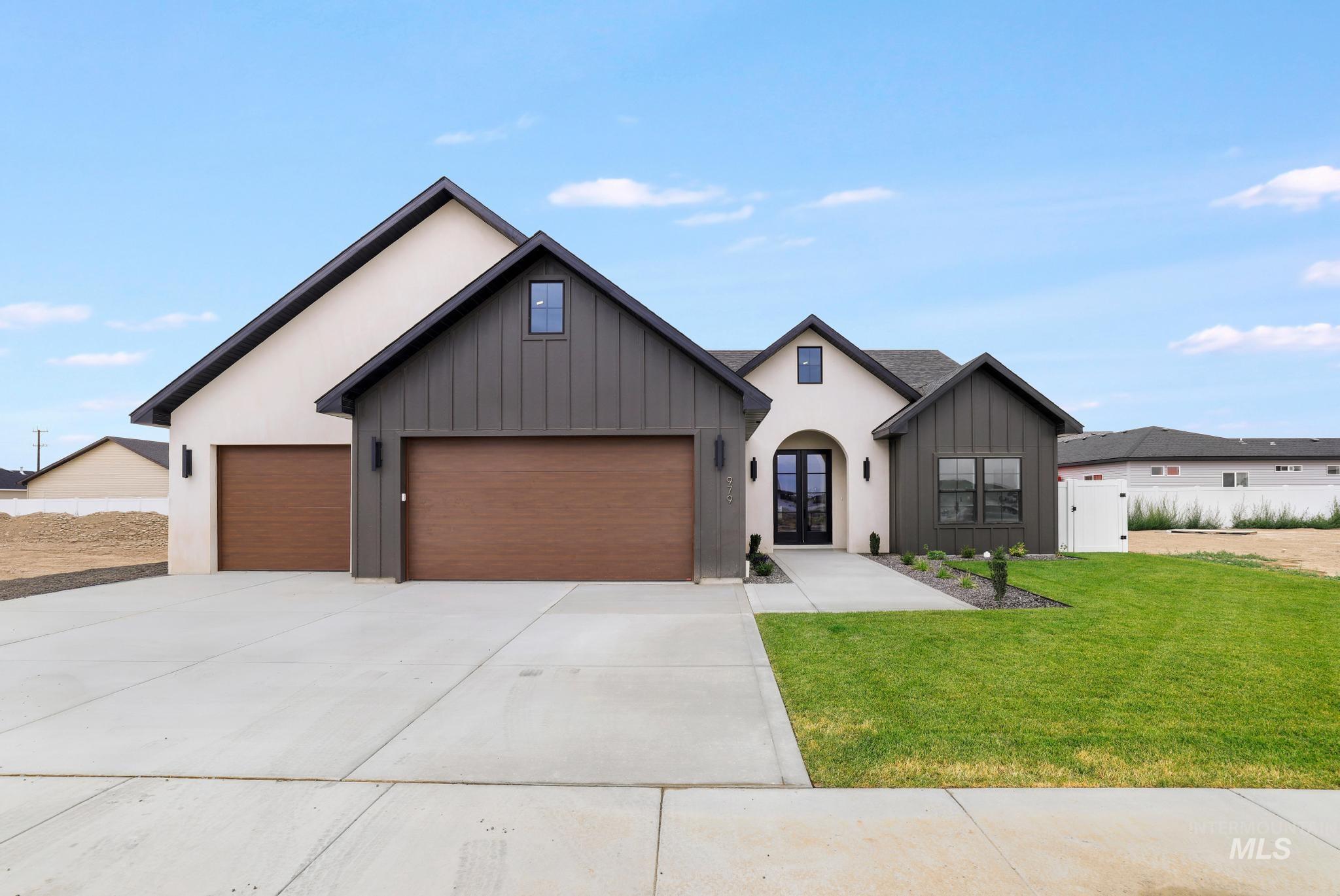 979 Siphon St, Twin Falls ID 83301