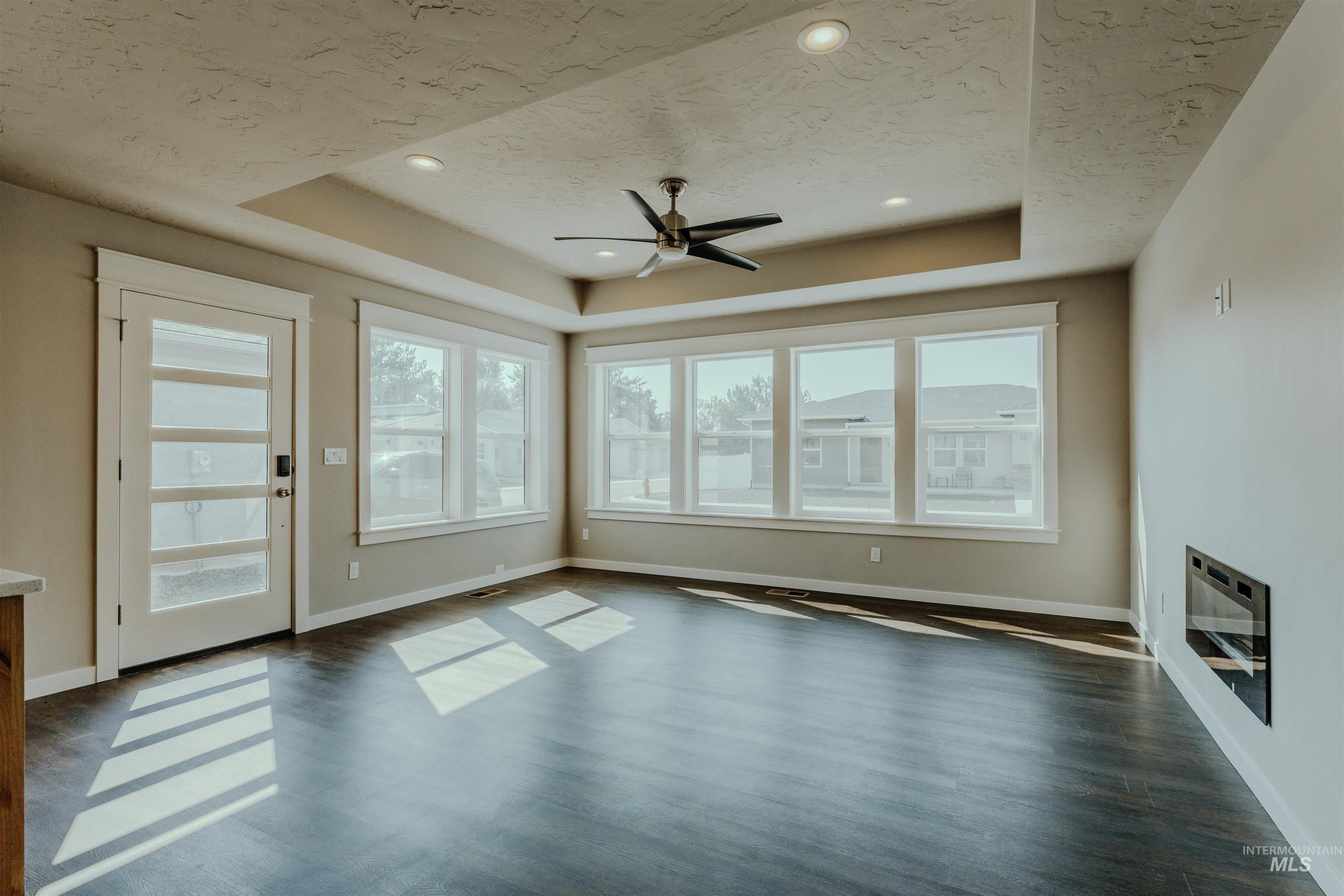 1231 Phillips Circle, Ontario OR 97914