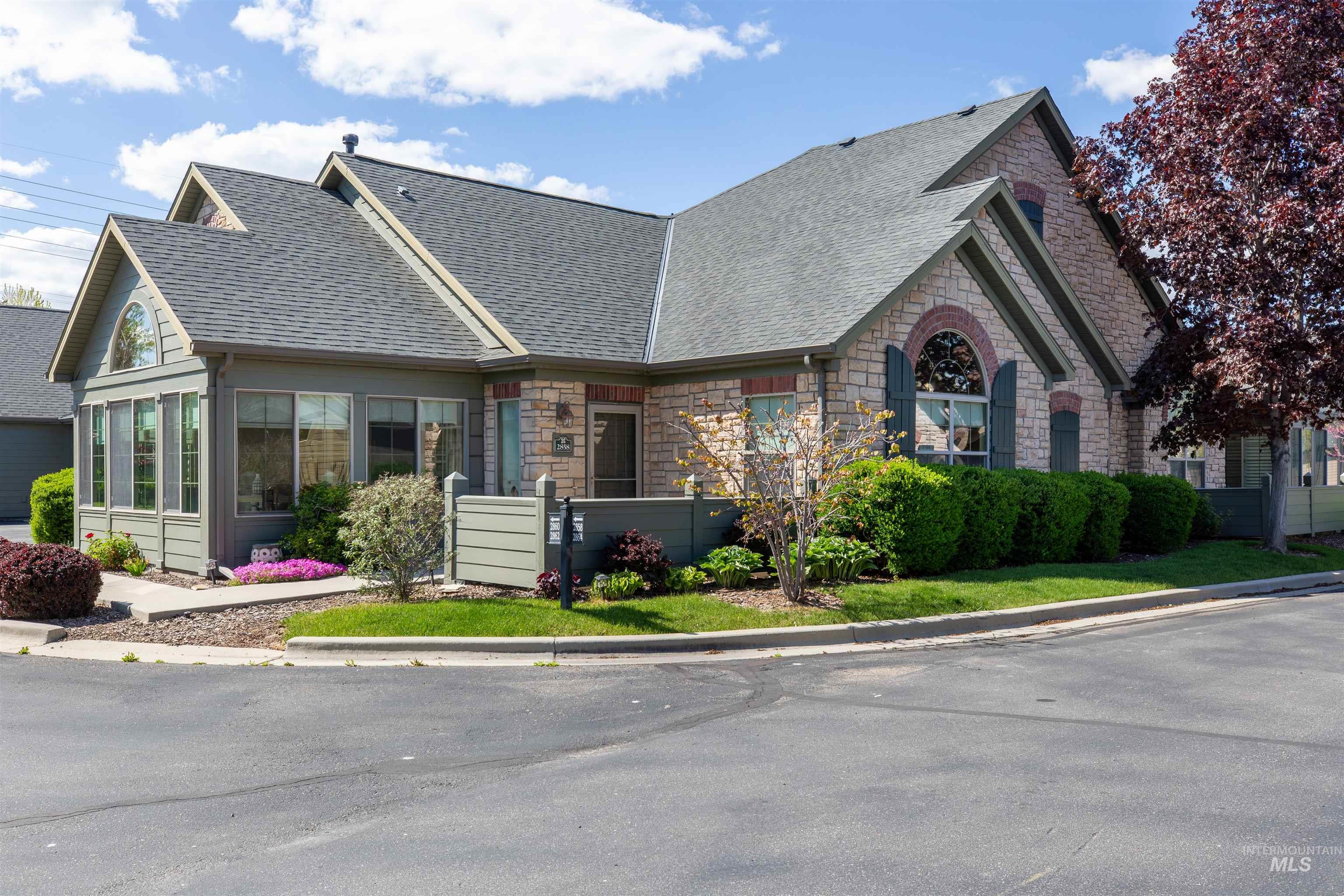 2858 N Cloverdale Rd, Boise ID 83713
