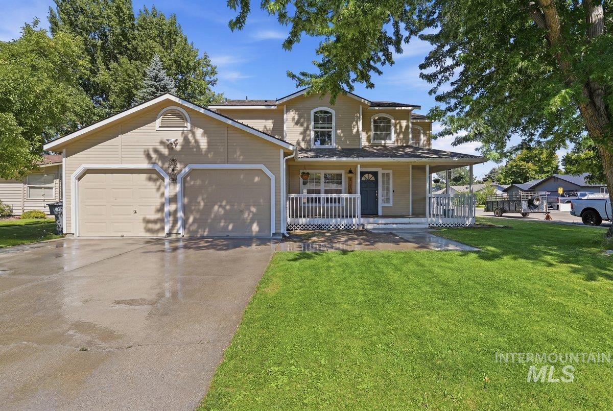 930 N 14th E, Mountain Home ID 83647