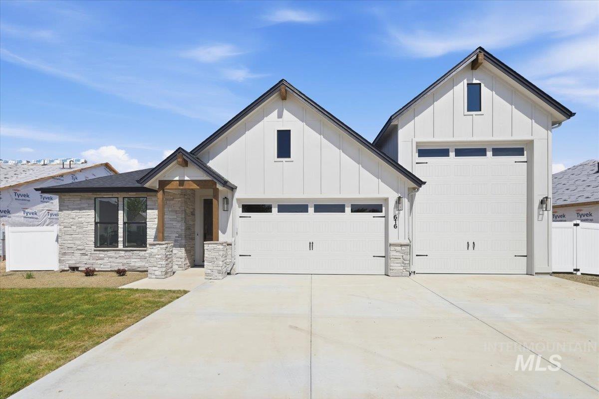616 W Millstone St, Middleton ID 83644